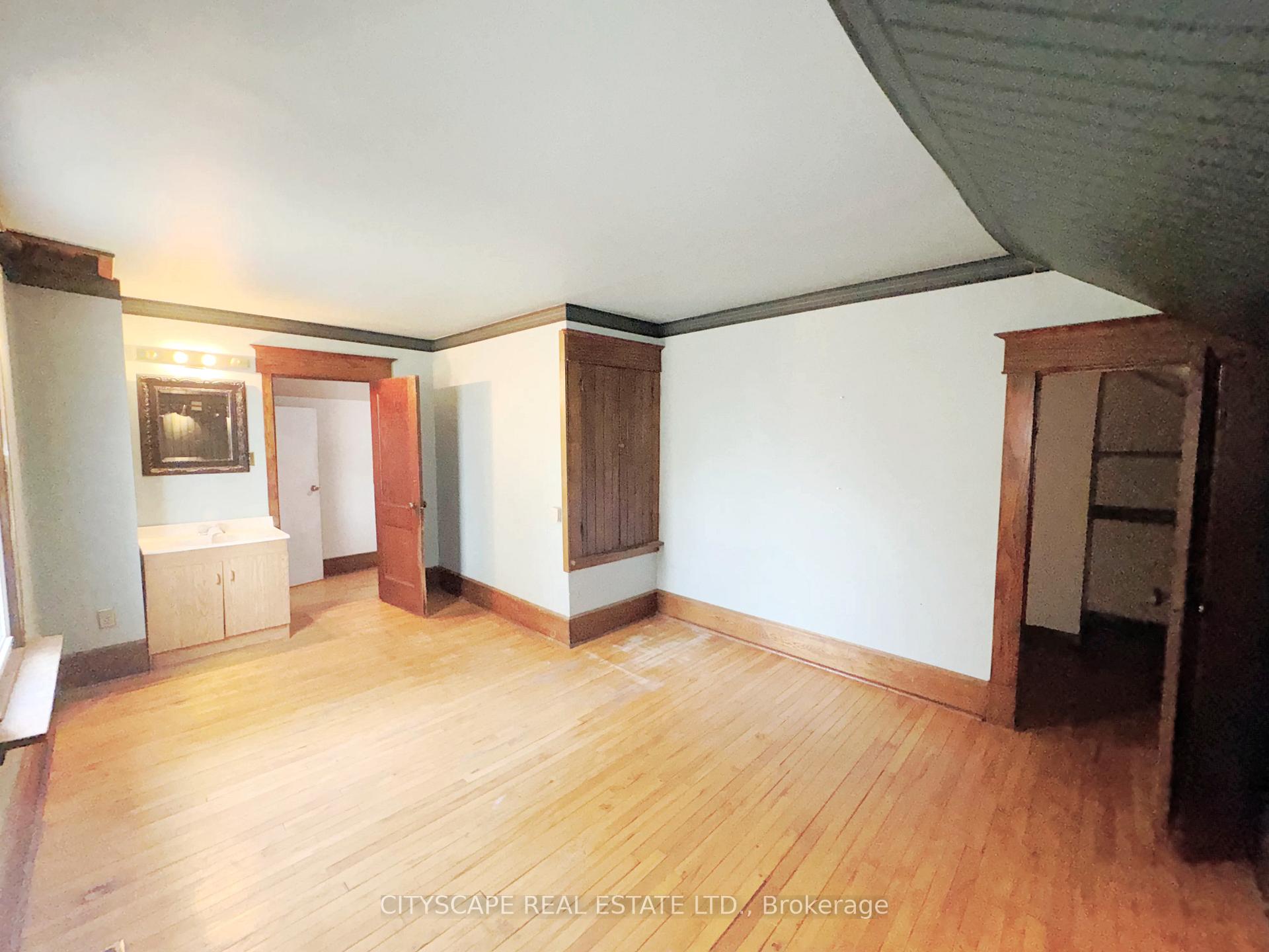 Photo 24 of 15 Humberstone Avenue, Brantford, Echo Place — HOMEH