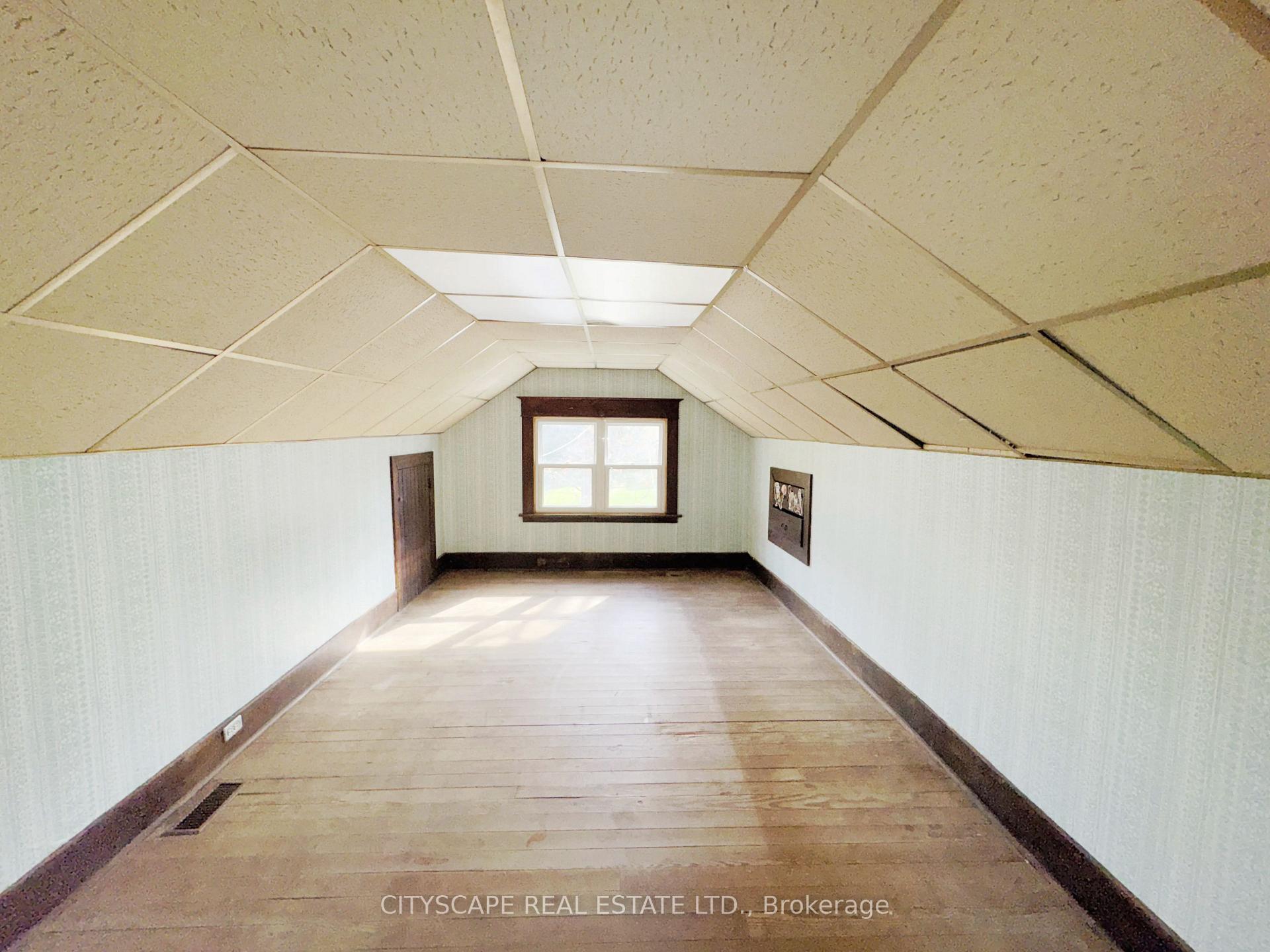 Photo 25 of 15 Humberstone Avenue, Brantford, Echo Place — HOMEH