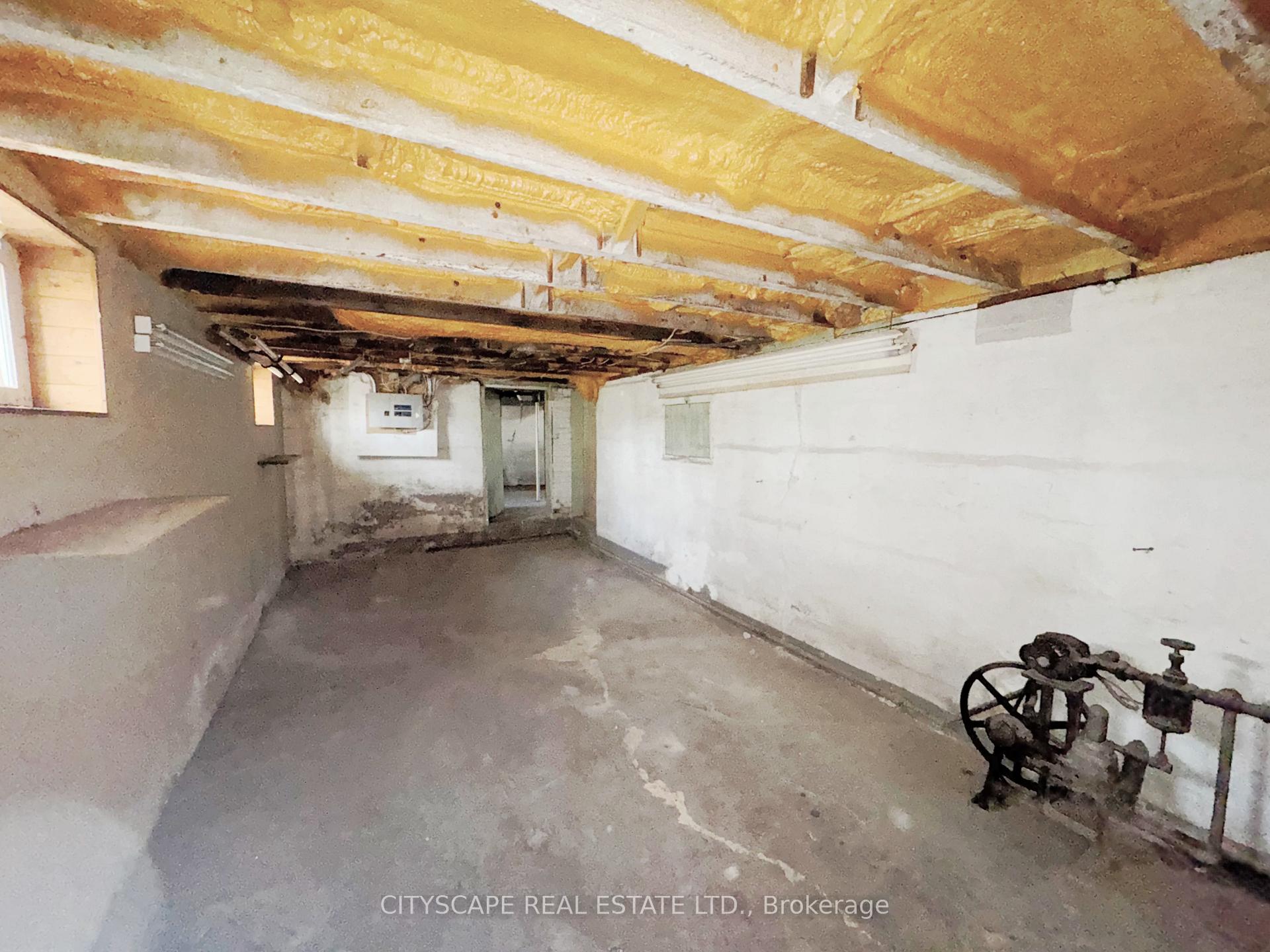 Photo 37 of 15 Humberstone Avenue, Brantford, Echo Place — HOMEH