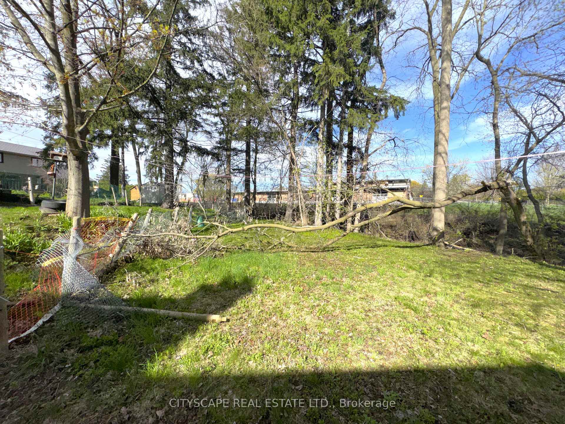 Photo 44 of 15 Humberstone Avenue, Brantford, Echo Place — HOMEH