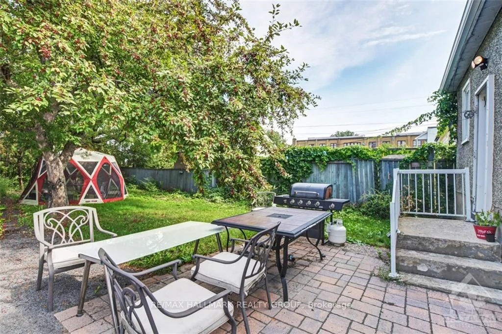 Photo 5 of Unit 1, 139 Carillon Street, Ottawa, Vanier — HOMEH