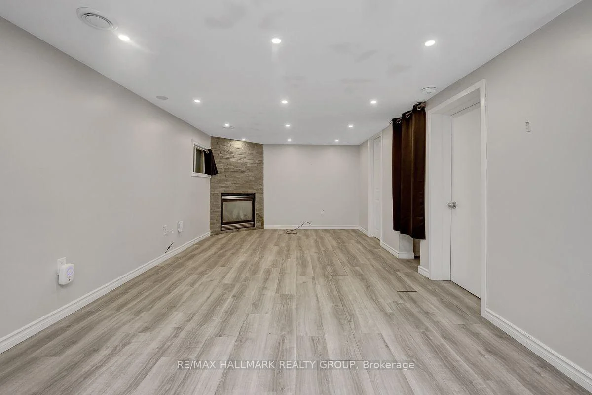 Photo 25 of Unit 1, 139 Carillon Street, Ottawa, Vanier — HOMEH