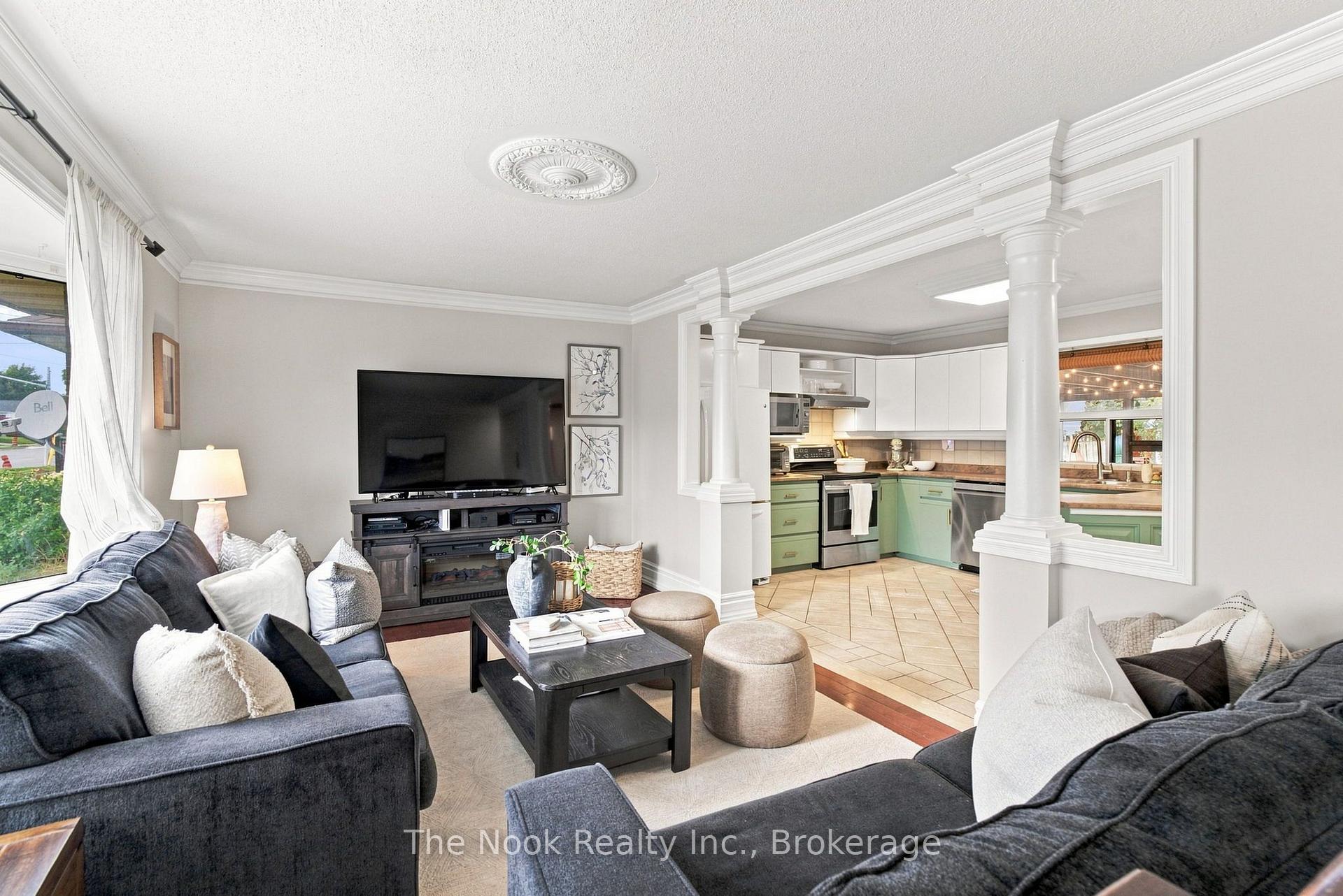 Photo 5 of 257 Wilson Road S, Oshawa, Donevan — HOMEH