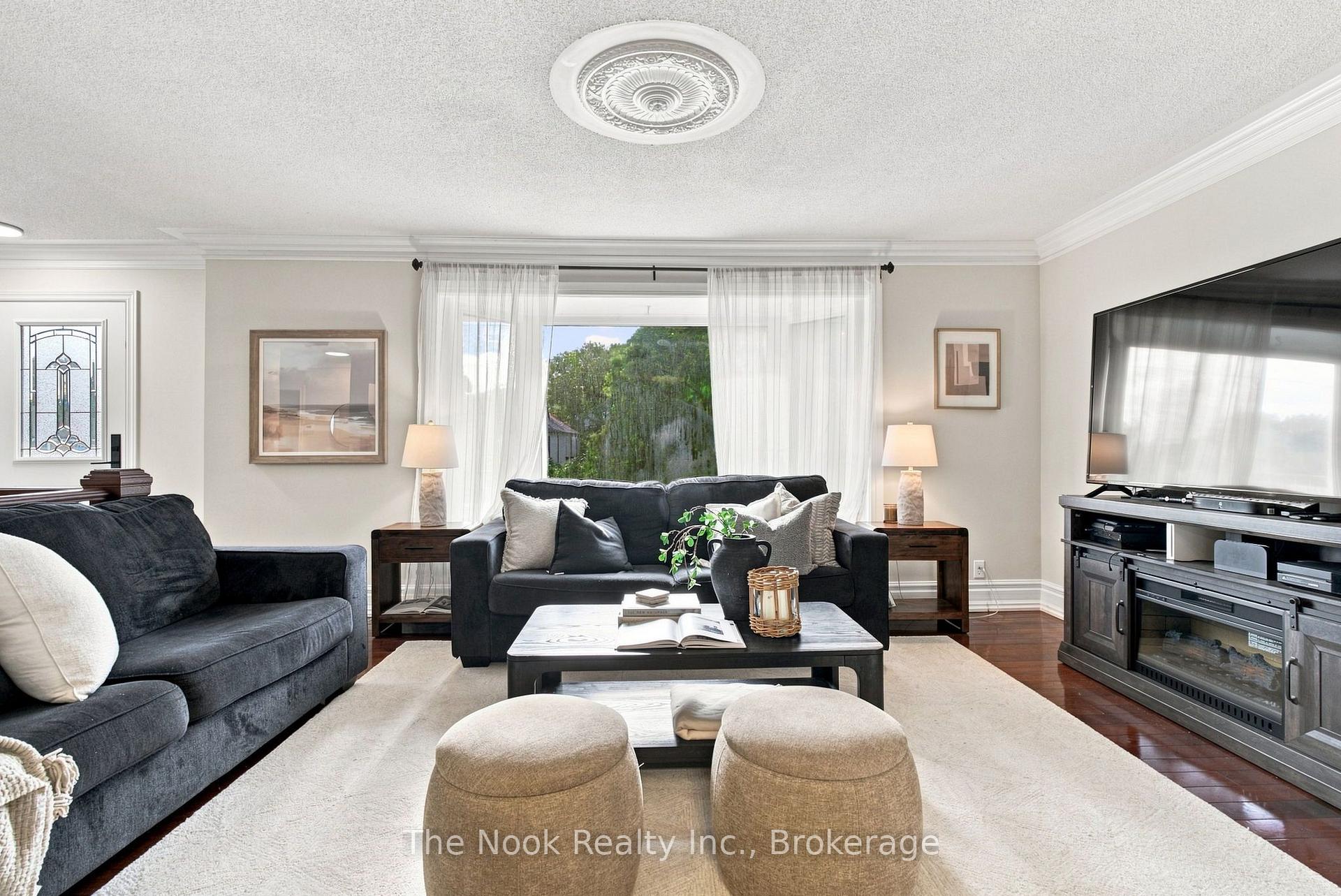 Photo 8 of 257 Wilson Road S, Oshawa, Donevan — HOMEH