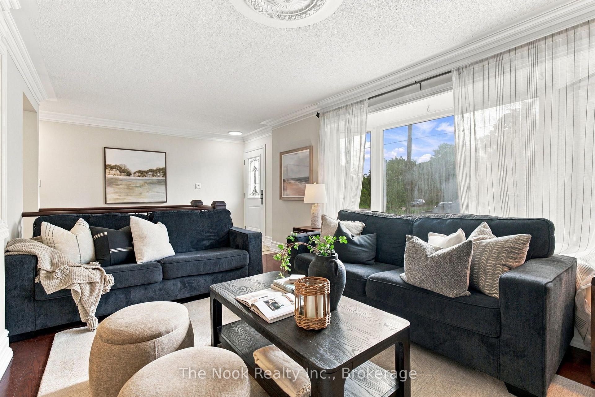 Photo 9 of 257 Wilson Road S, Oshawa, Donevan — HOMEH