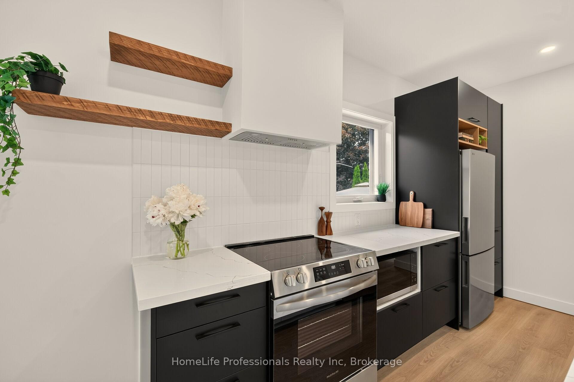 Photo 12 of 96 Aberdeen Avenue, Brantford, Eagle Place West — HOMEH
