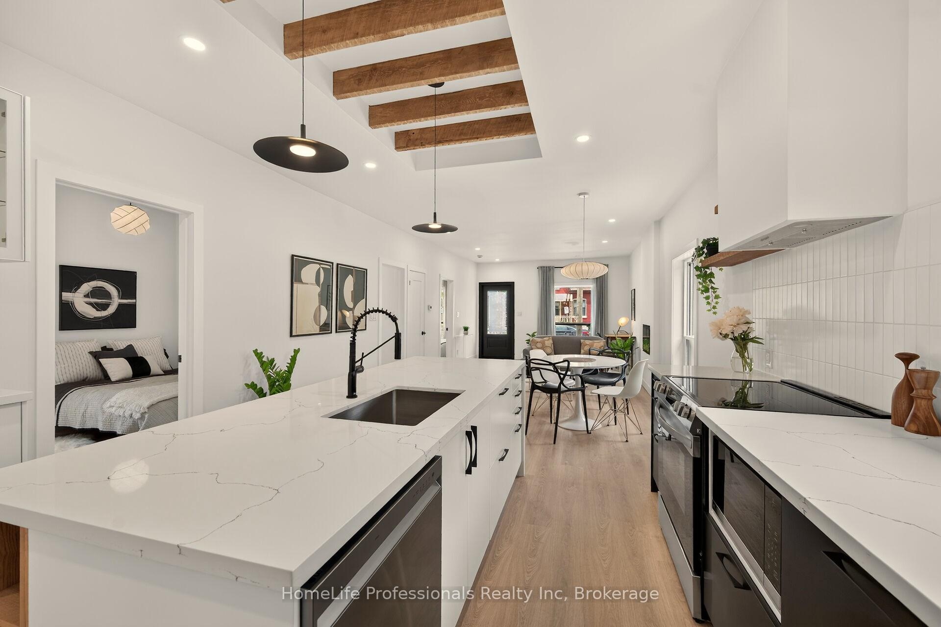 Photo 13 of 96 Aberdeen Avenue, Brantford, Eagle Place West — HOMEH