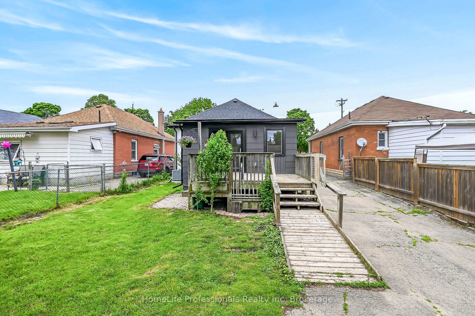 Photo 34 of 96 Aberdeen Avenue, Brantford, Eagle Place West — HOMEH