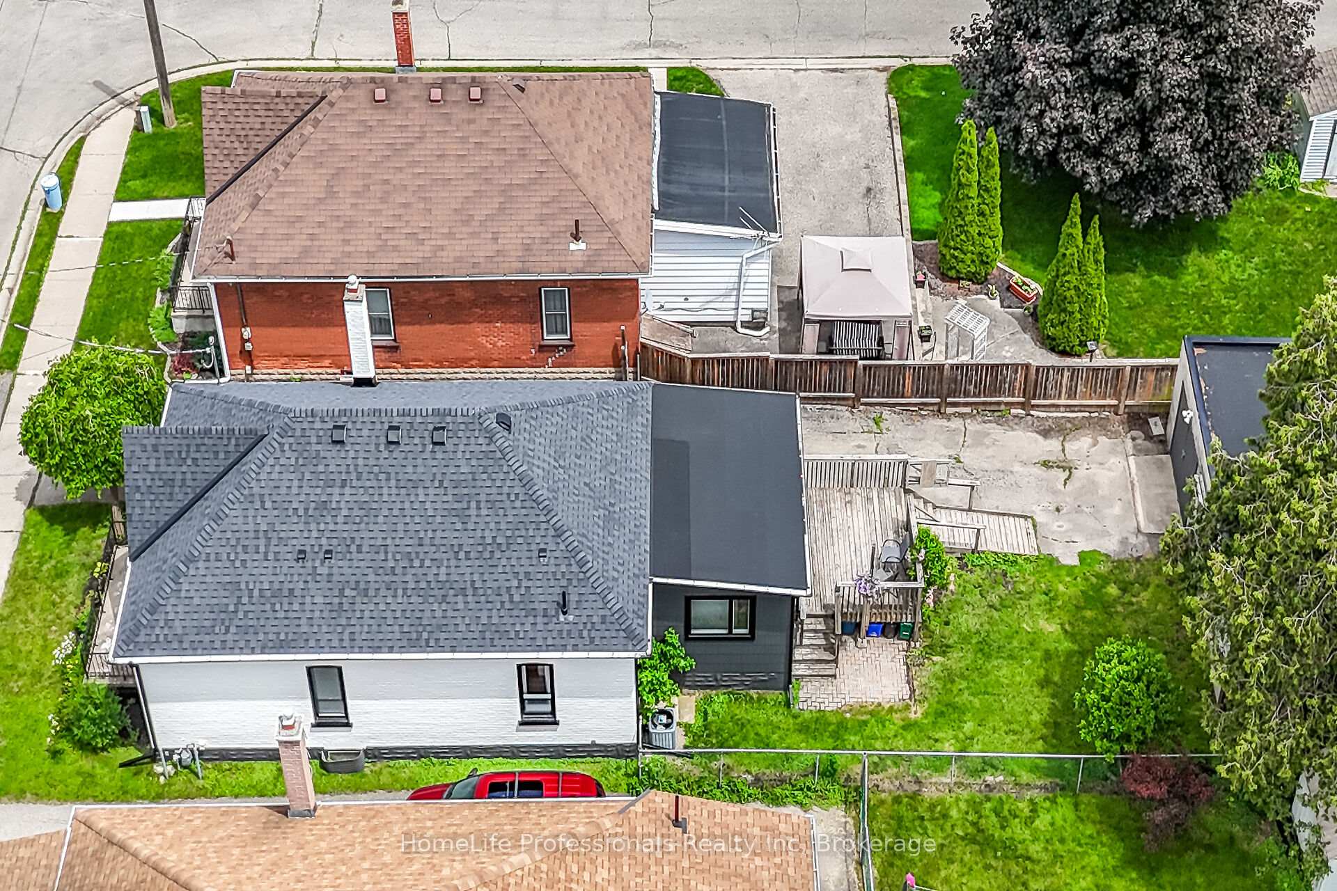 Photo 38 of 96 Aberdeen Avenue, Brantford, Eagle Place West — HOMEH