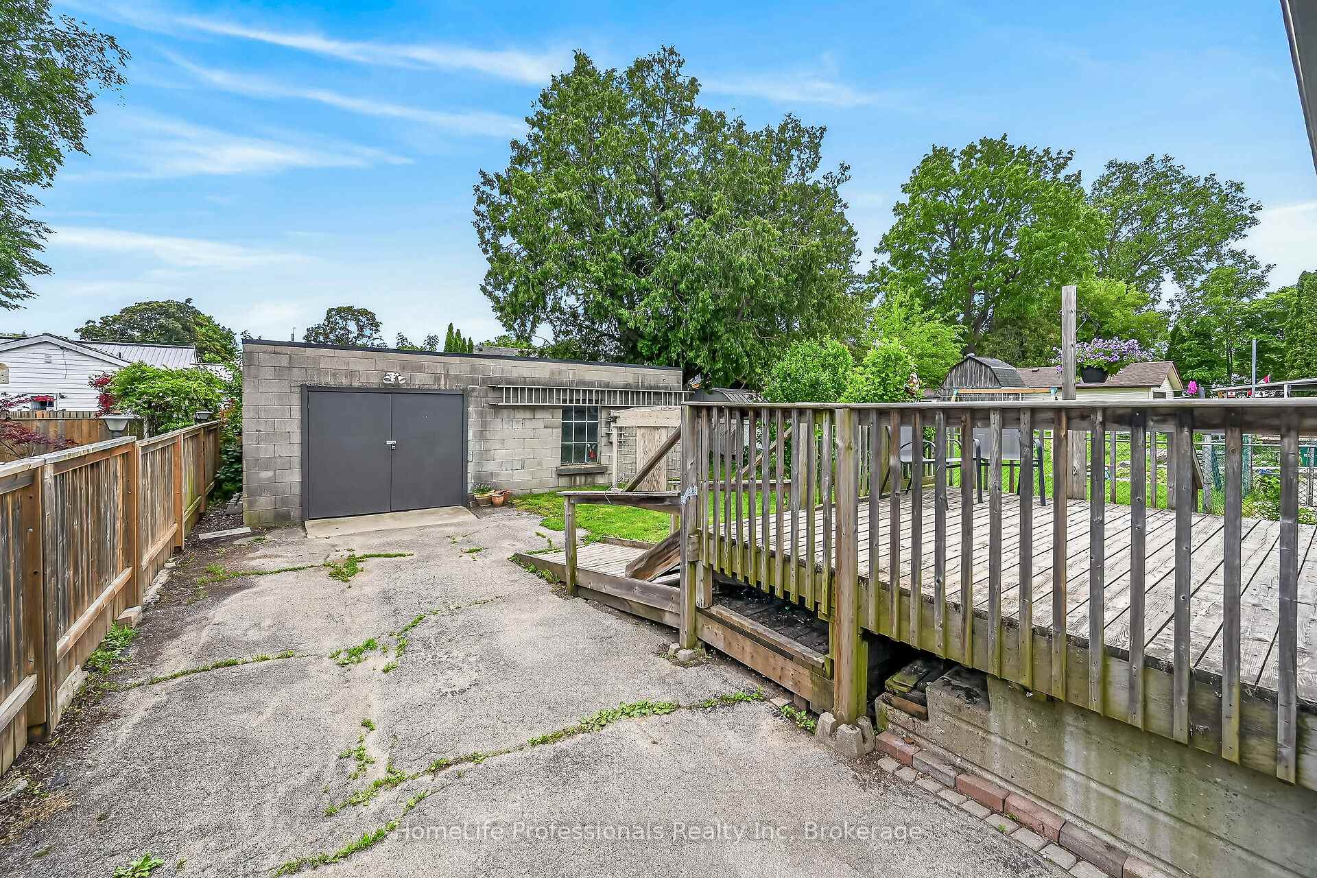 Photo 41 of 96 Aberdeen Avenue, Brantford, Eagle Place West — HOMEH