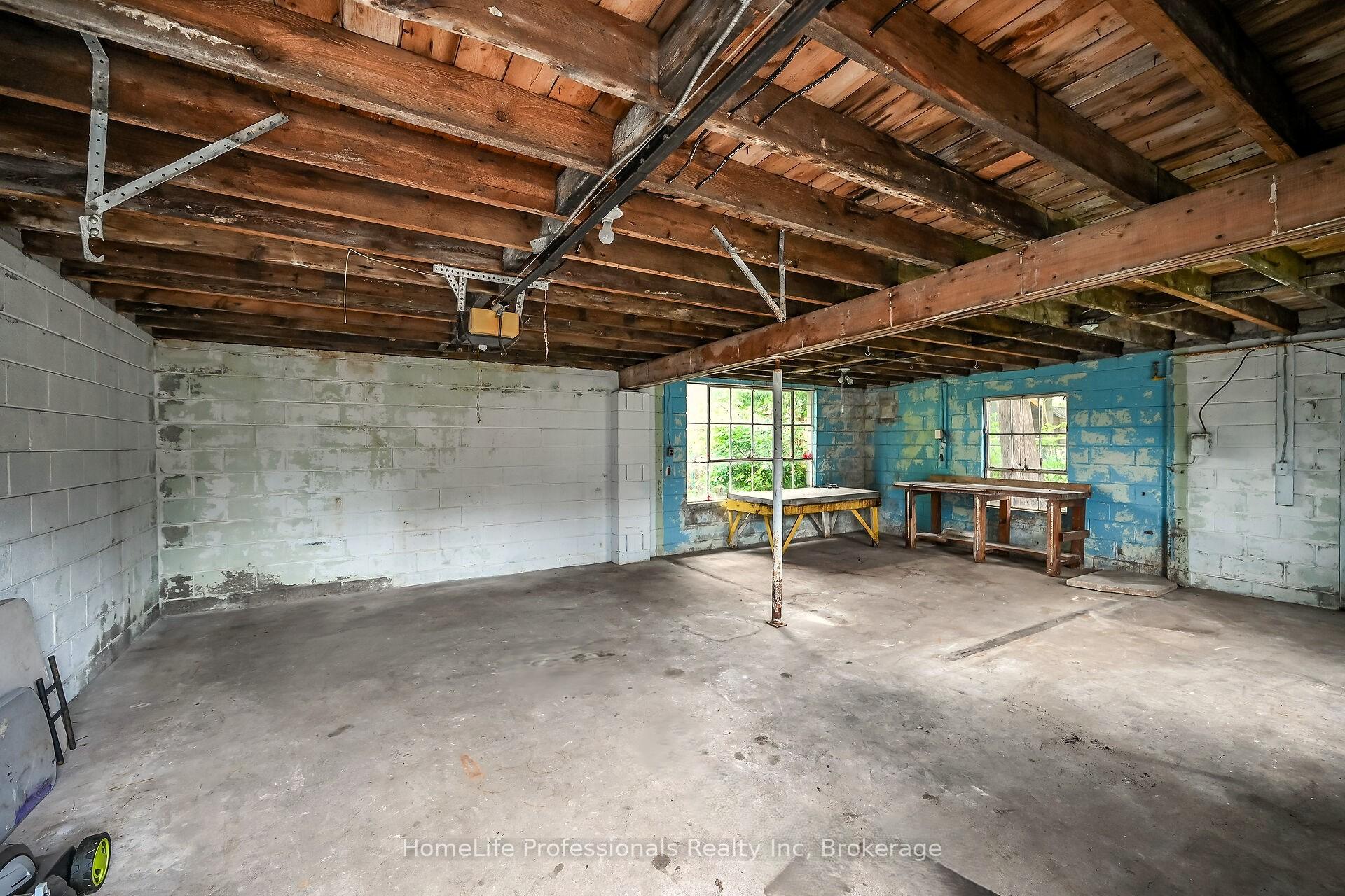 Photo 44 of 96 Aberdeen Avenue, Brantford, Eagle Place West — HOMEH