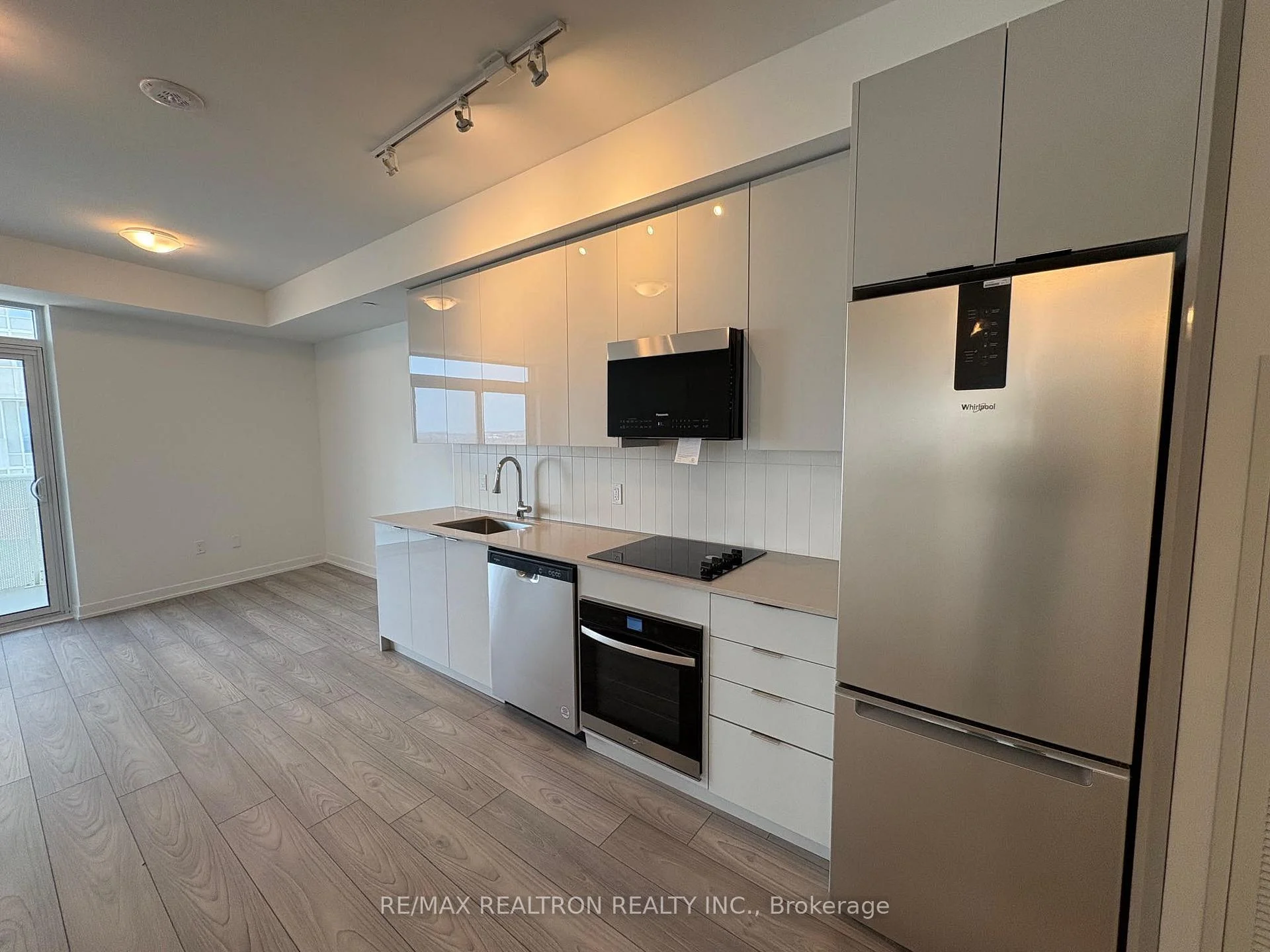 Photo 9 of Unit 1915, 10 Abeja Street, Vaughan, Concord — HOMEH