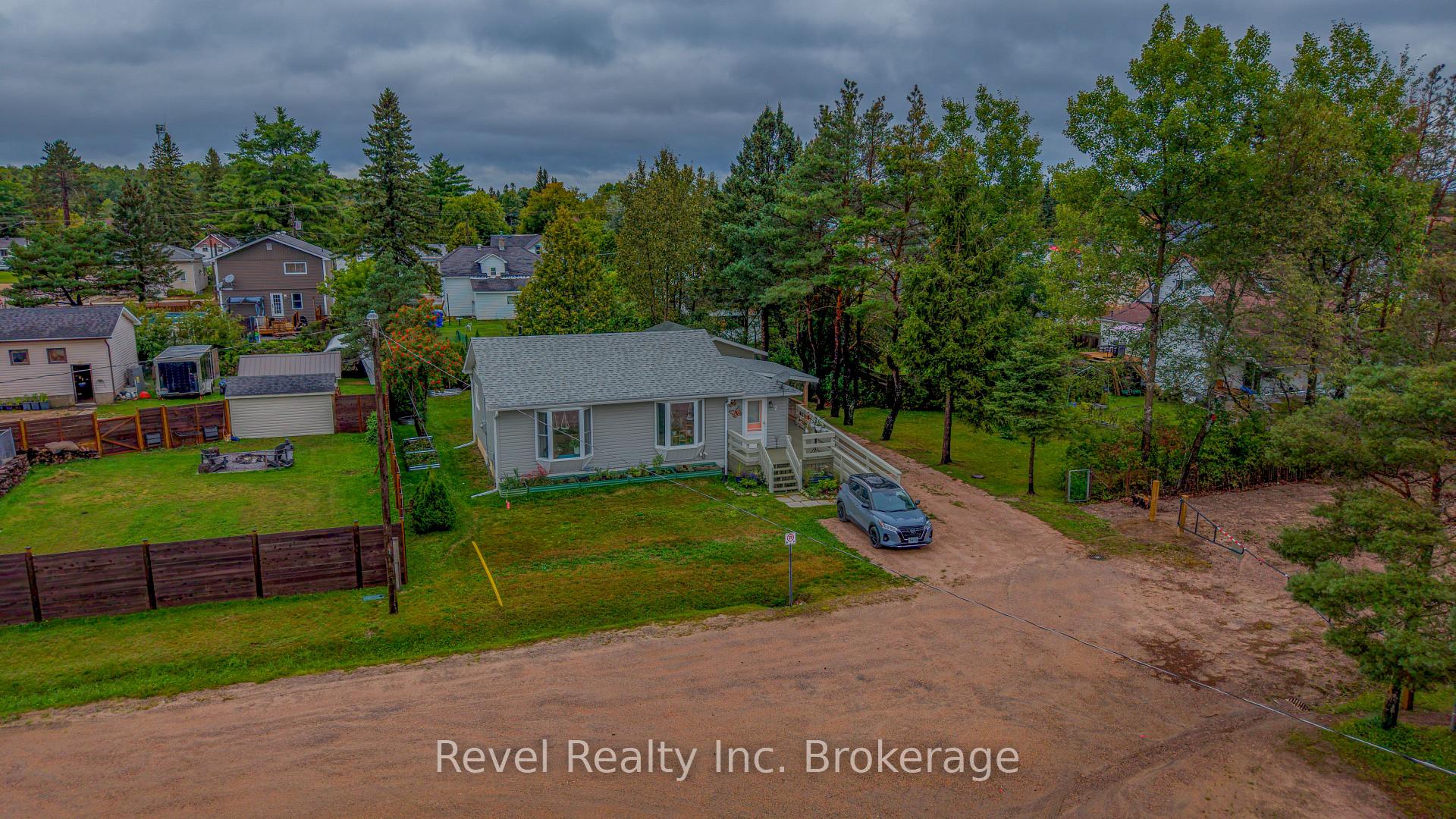 Photo 3 of 2 Lincoln Avenue, South River — HOMEH