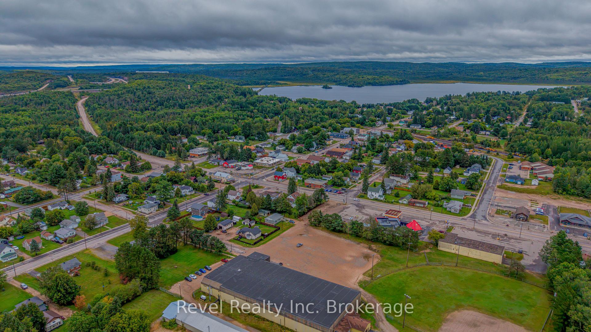 Photo 4 of 2 Lincoln Avenue, South River — HOMEH