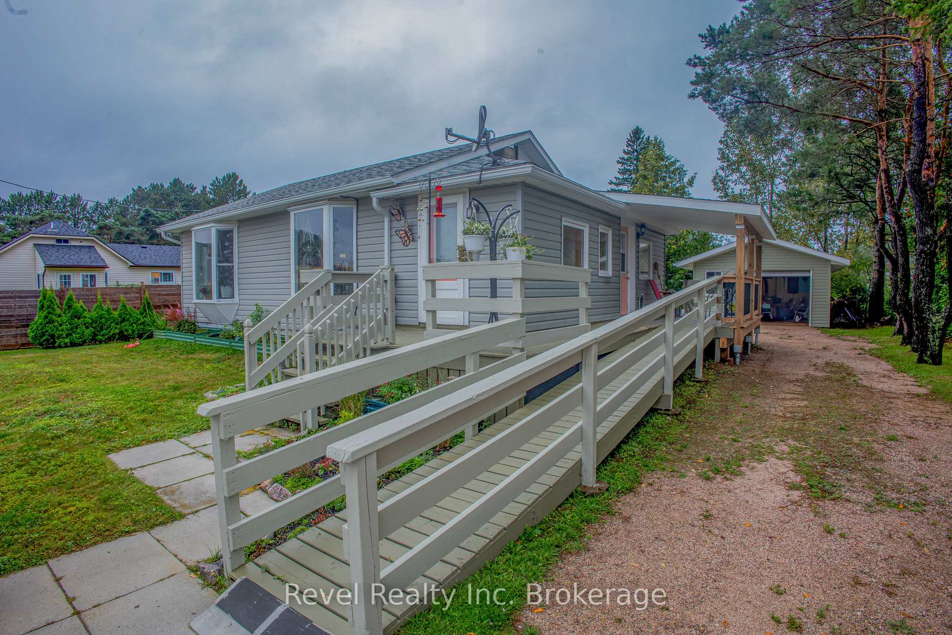 Photo 5 of 2 Lincoln Avenue, South River — HOMEH