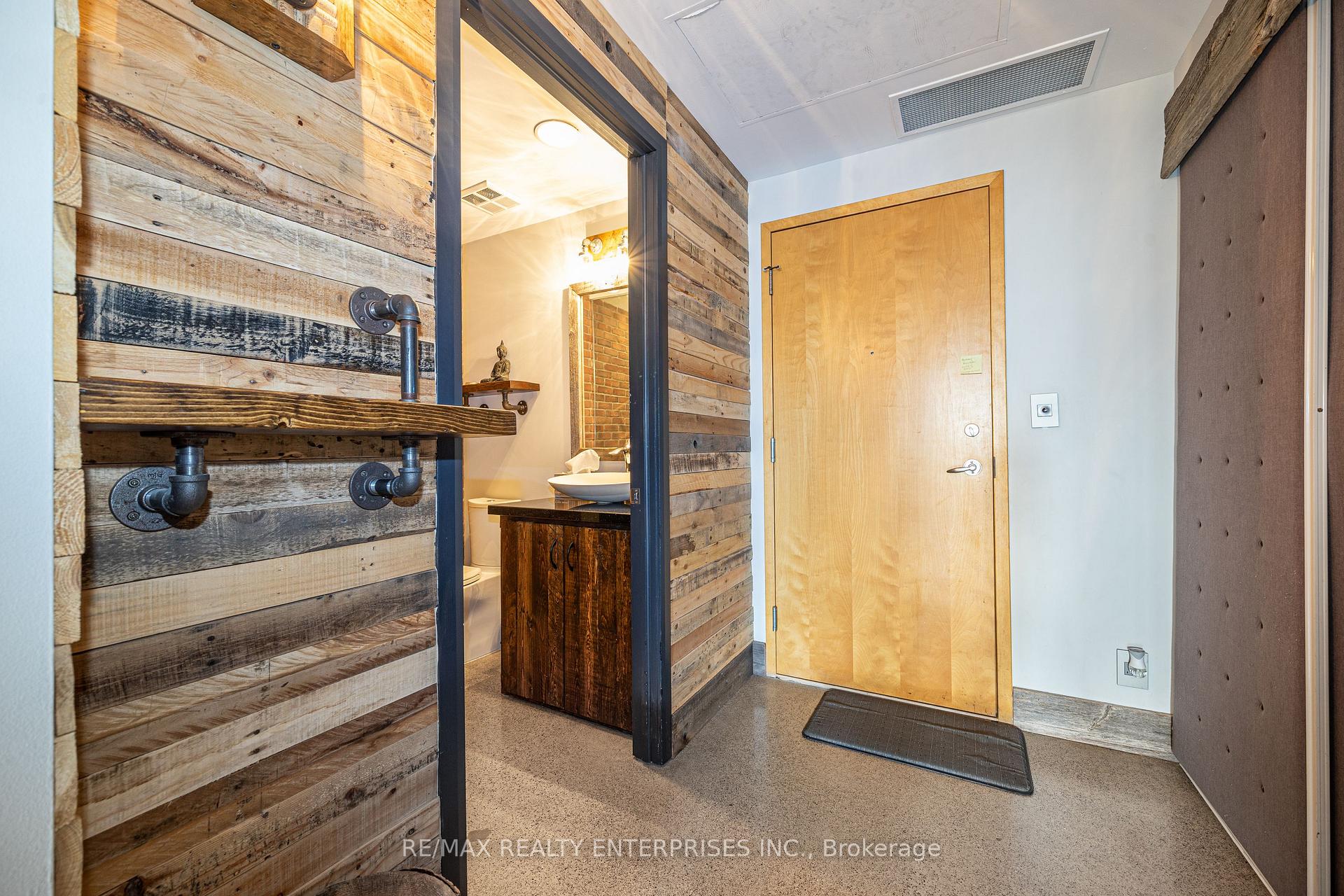 Photo 4 of Unit 515, 700 King Street W, Toronto, Niagara — HOMEH