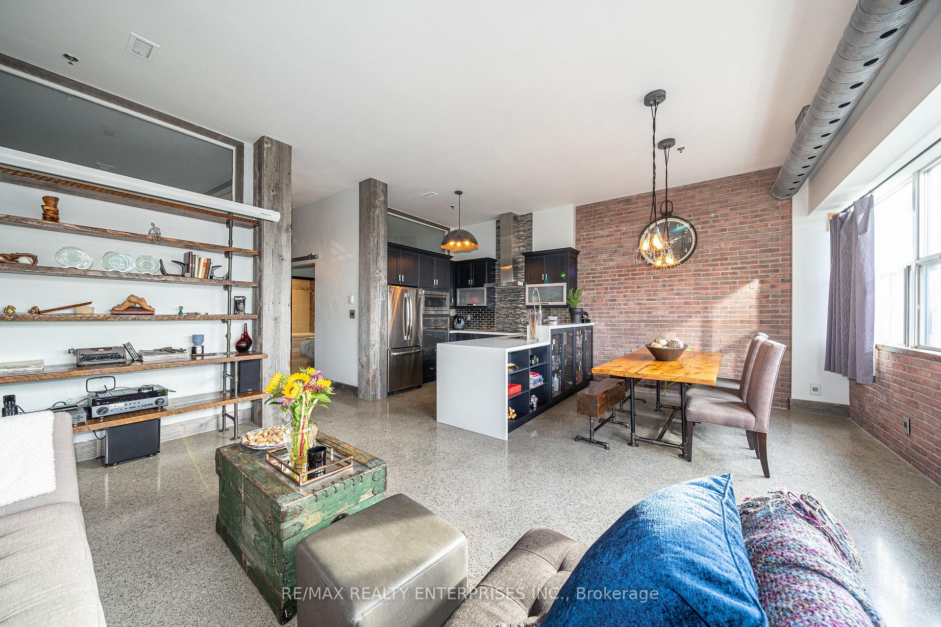 Photo 10 of Unit 515, 700 King Street W, Toronto, Niagara — HOMEH