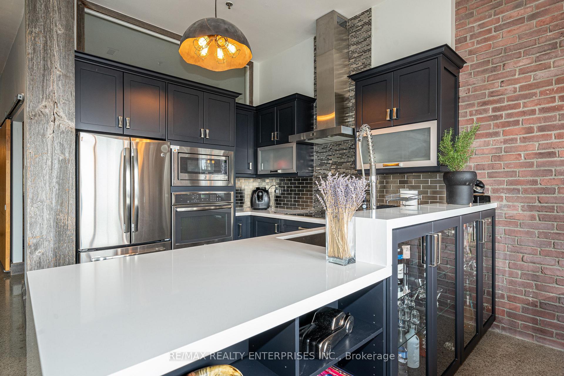 Photo 13 of Unit 515, 700 King Street W, Toronto, Niagara — HOMEH