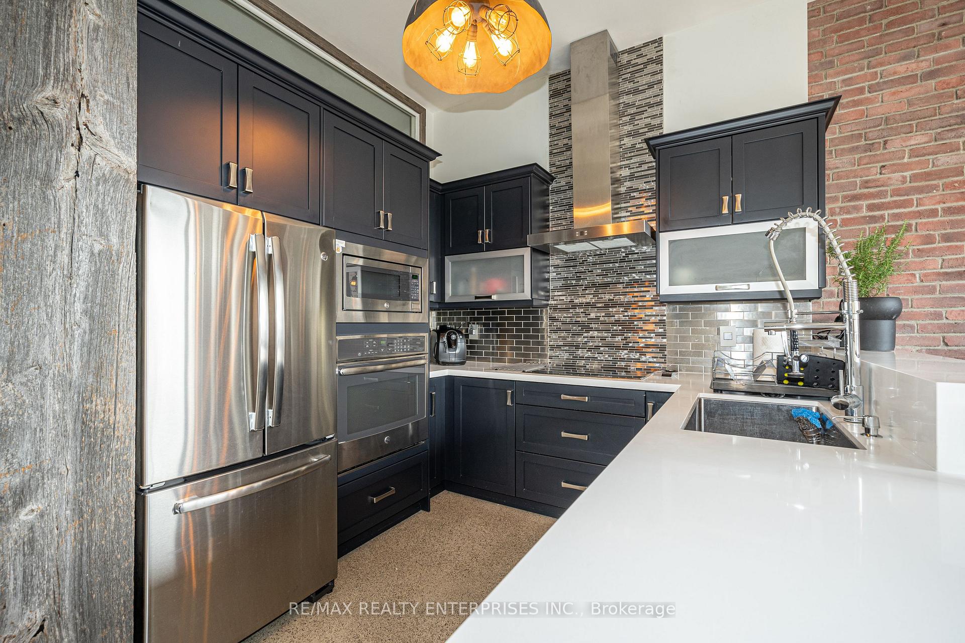 Photo 14 of Unit 515, 700 King Street W, Toronto, Niagara — HOMEH