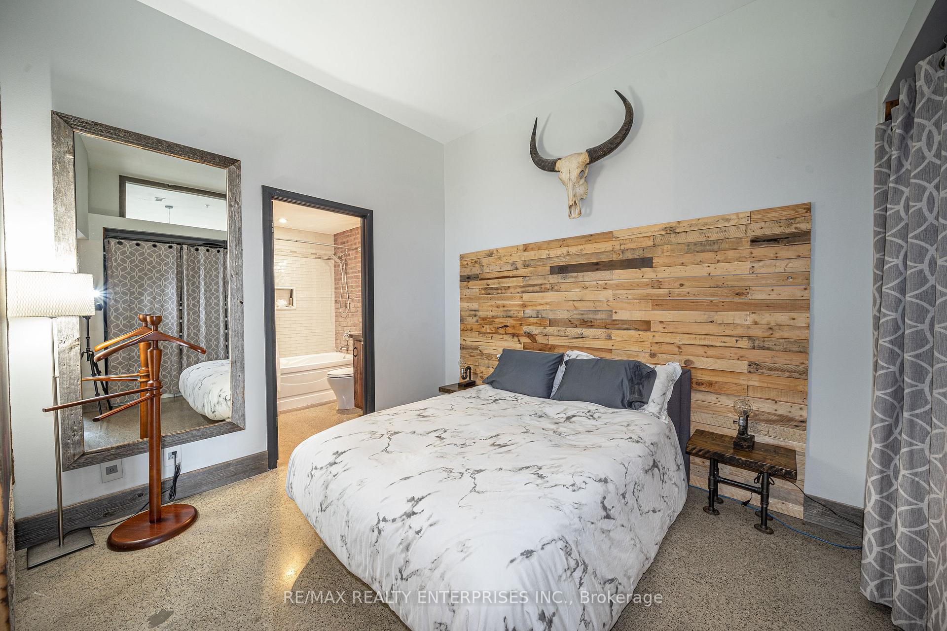 Photo 17 of Unit 515, 700 King Street W, Toronto, Niagara — HOMEH
