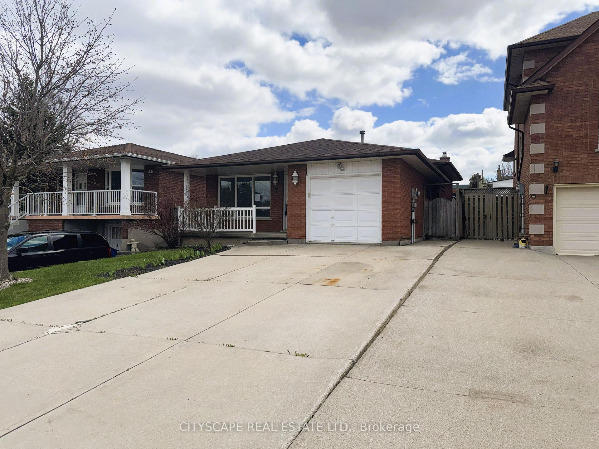 Photo 3 of 7 Quincy Court, Hamilton, Quinndale — HOMEH