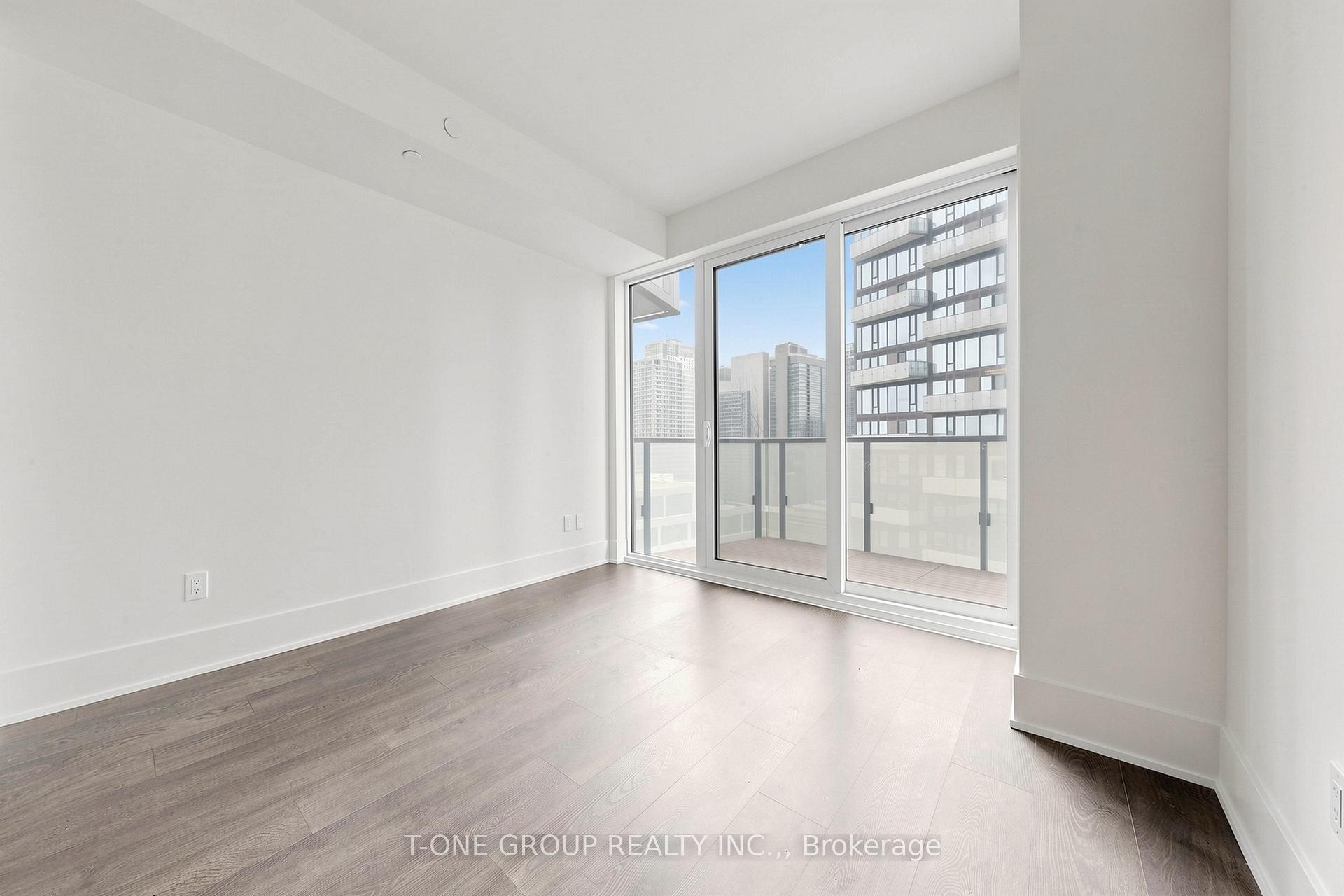 Photo 9 of Unit 1708, 470 Front Street W, Toronto, Waterfront Communities — HOMEH