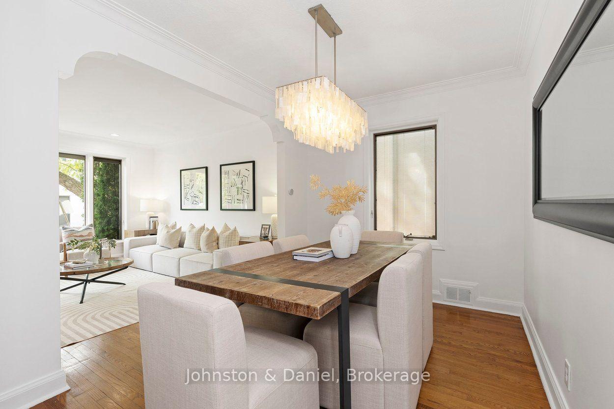 Photo 14 of 4 Lyndhurst Court, Toronto, Casa Loma — HOMEH