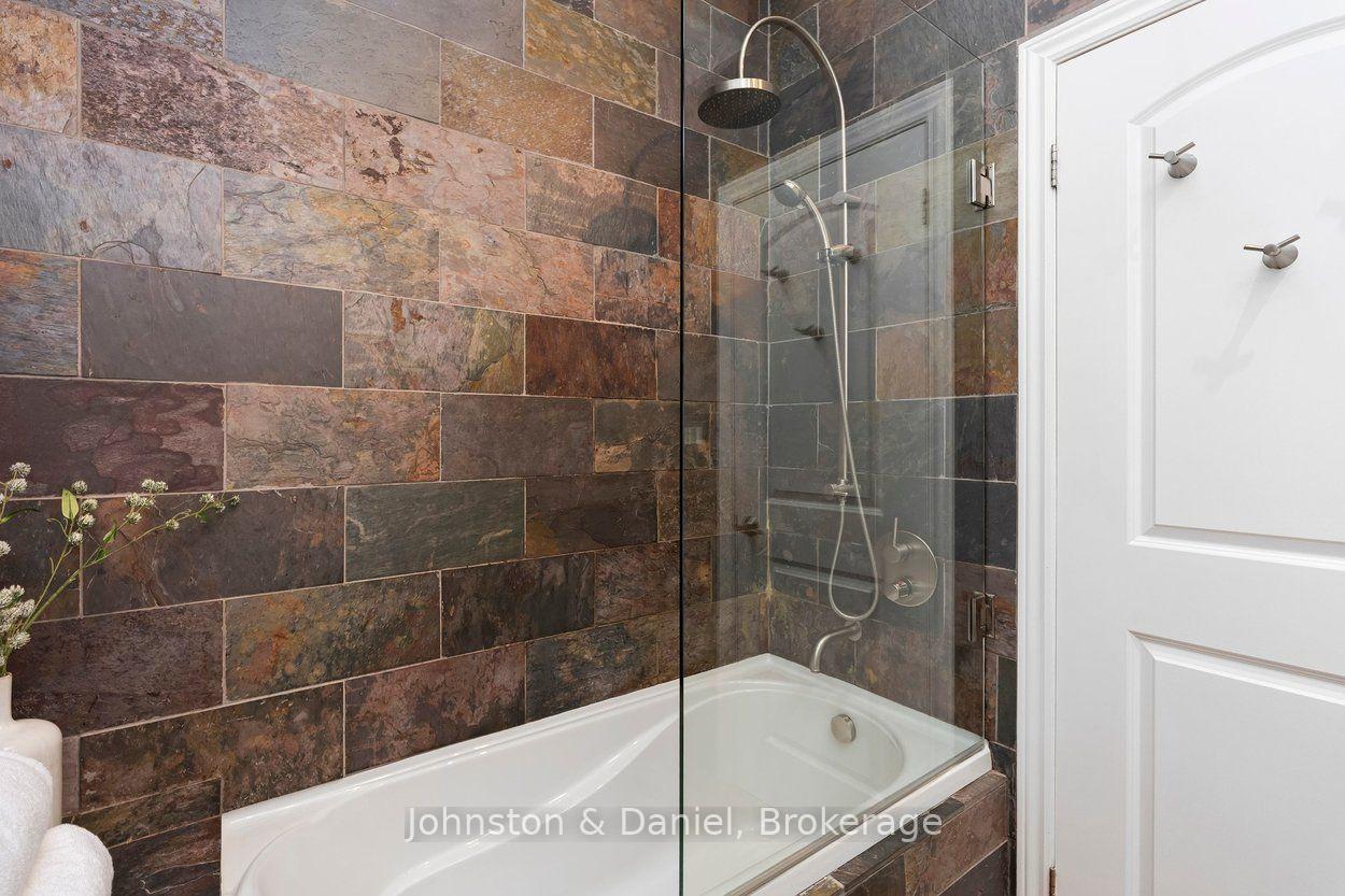 Photo 21 of 4 Lyndhurst Court, Toronto, Casa Loma — HOMEH