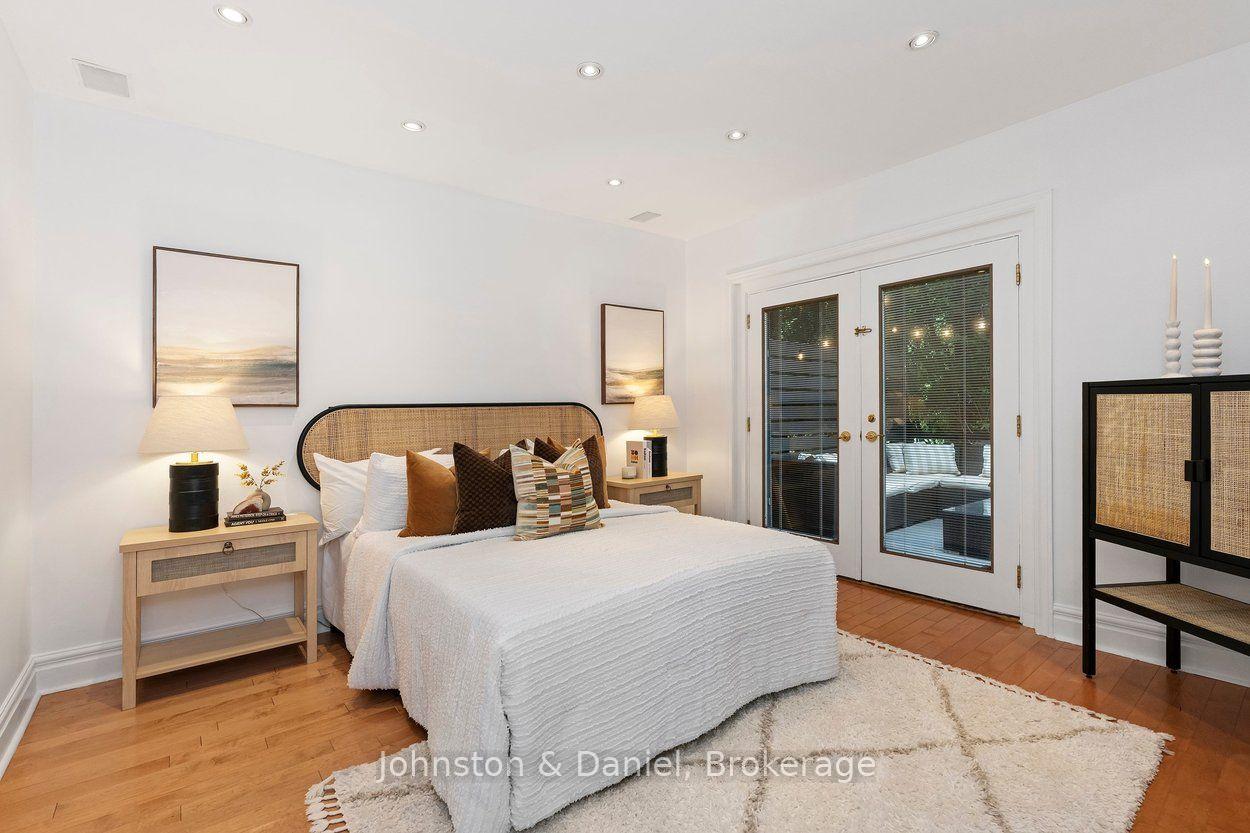 Photo 23 of 4 Lyndhurst Court, Toronto, Casa Loma — HOMEH