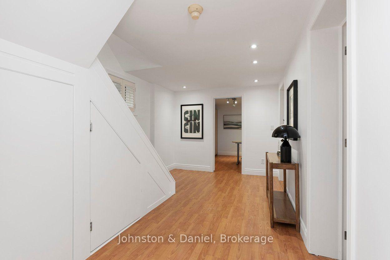 Photo 28 of 4 Lyndhurst Court, Toronto, Casa Loma — HOMEH