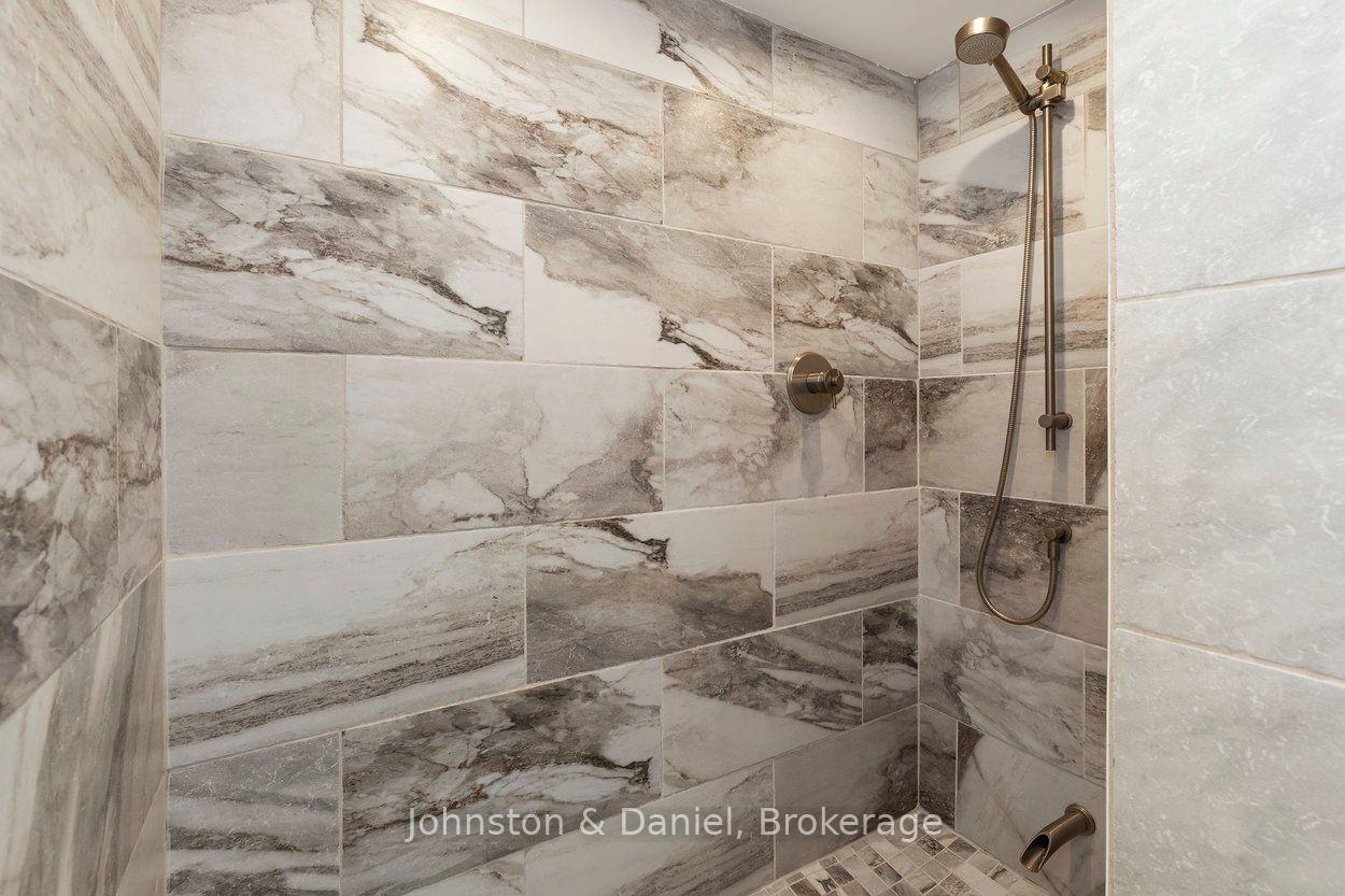 Photo 34 of 4 Lyndhurst Court, Toronto, Casa Loma — HOMEH