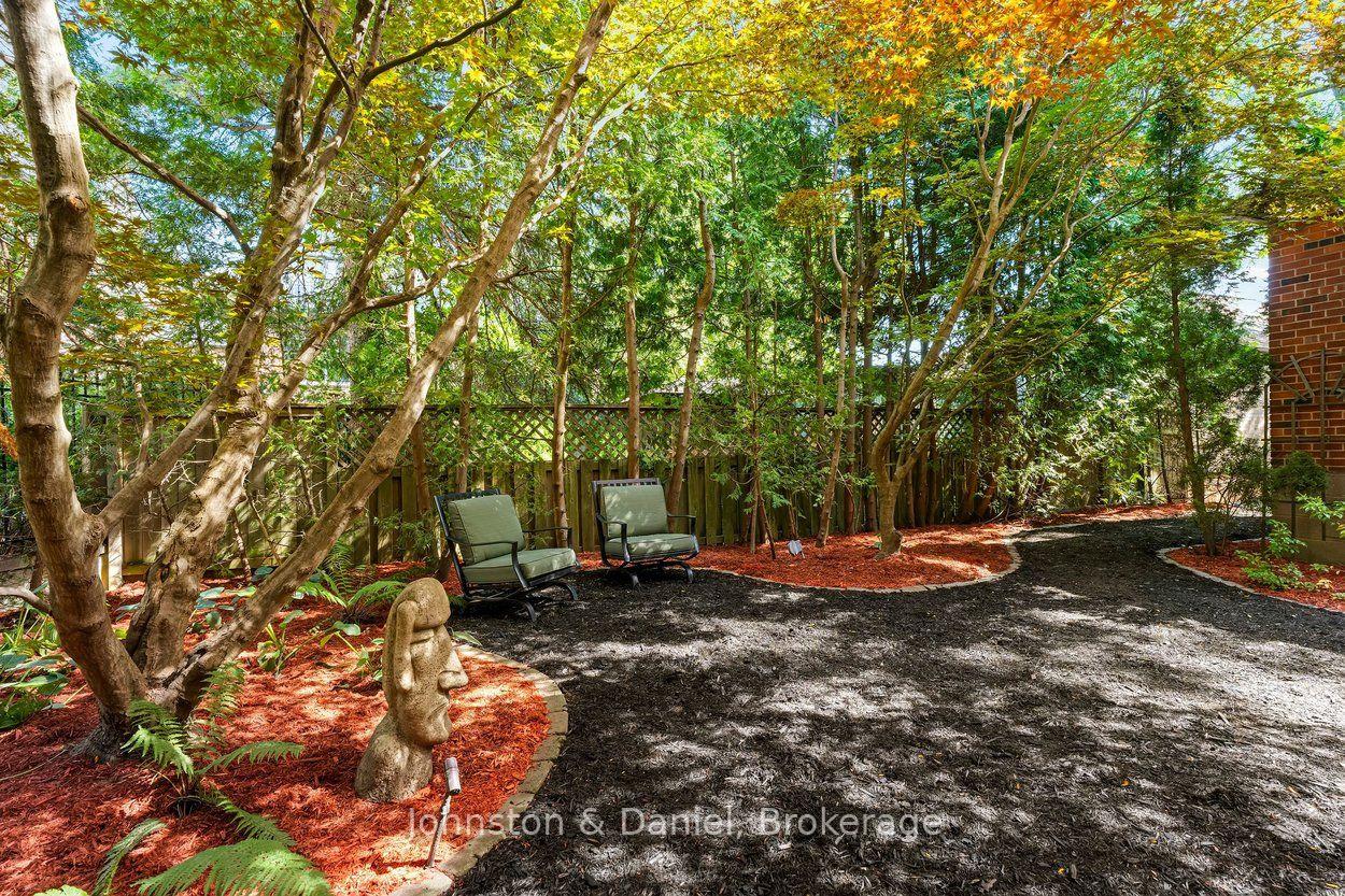Photo 48 of 4 Lyndhurst Court, Toronto, Casa Loma — HOMEH