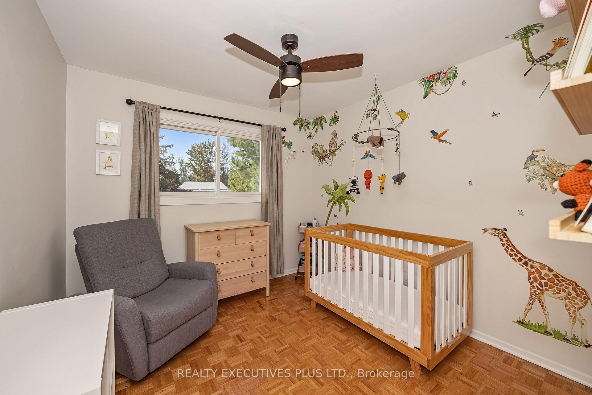 Photo 19 of 1533 Payette Drive, Ottawa, Bilberry Creek/Queenswood Heights — HOMEH