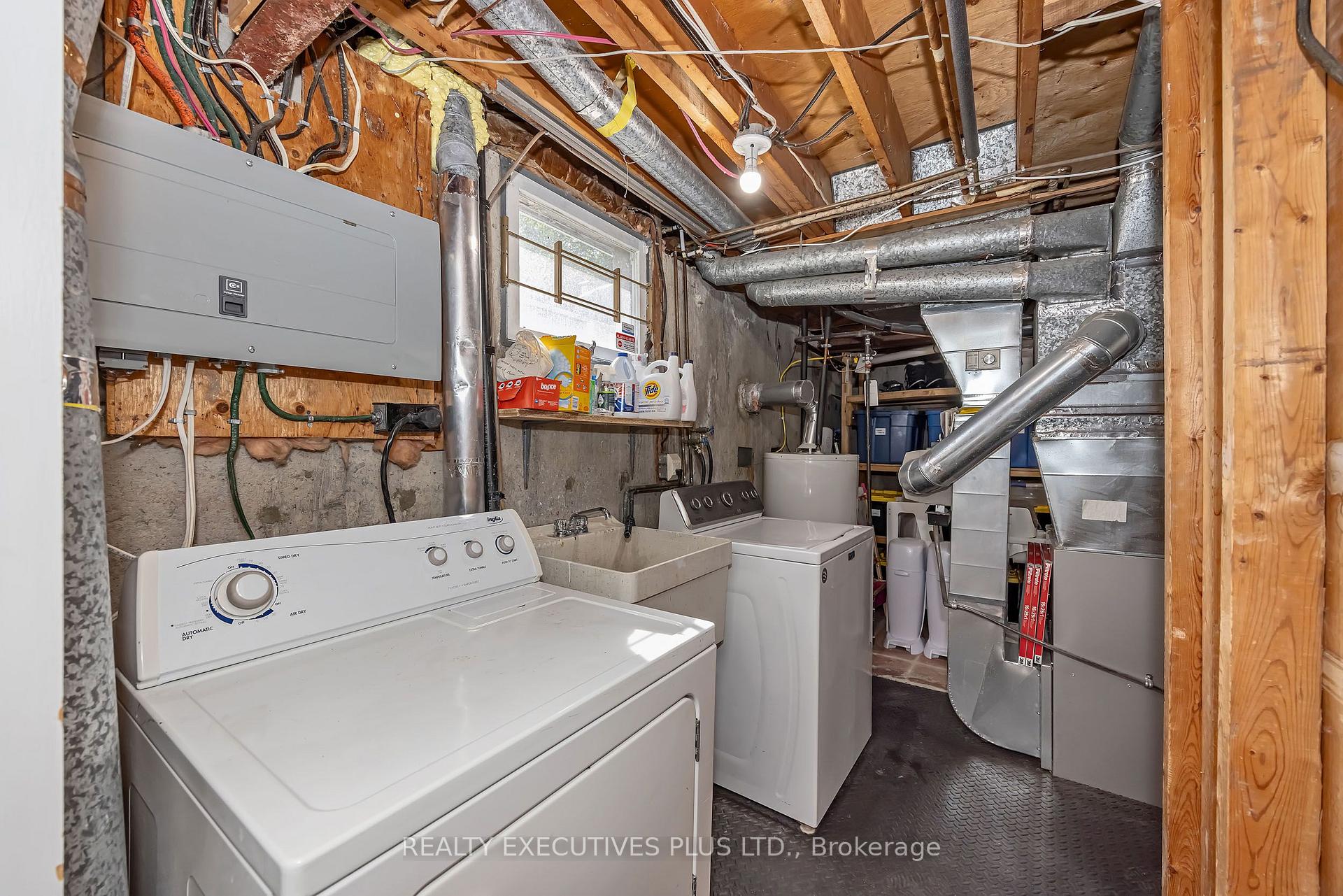Photo 26 of 1533 Payette Drive, Ottawa, Bilberry Creek/Queenswood Heights — HOMEH