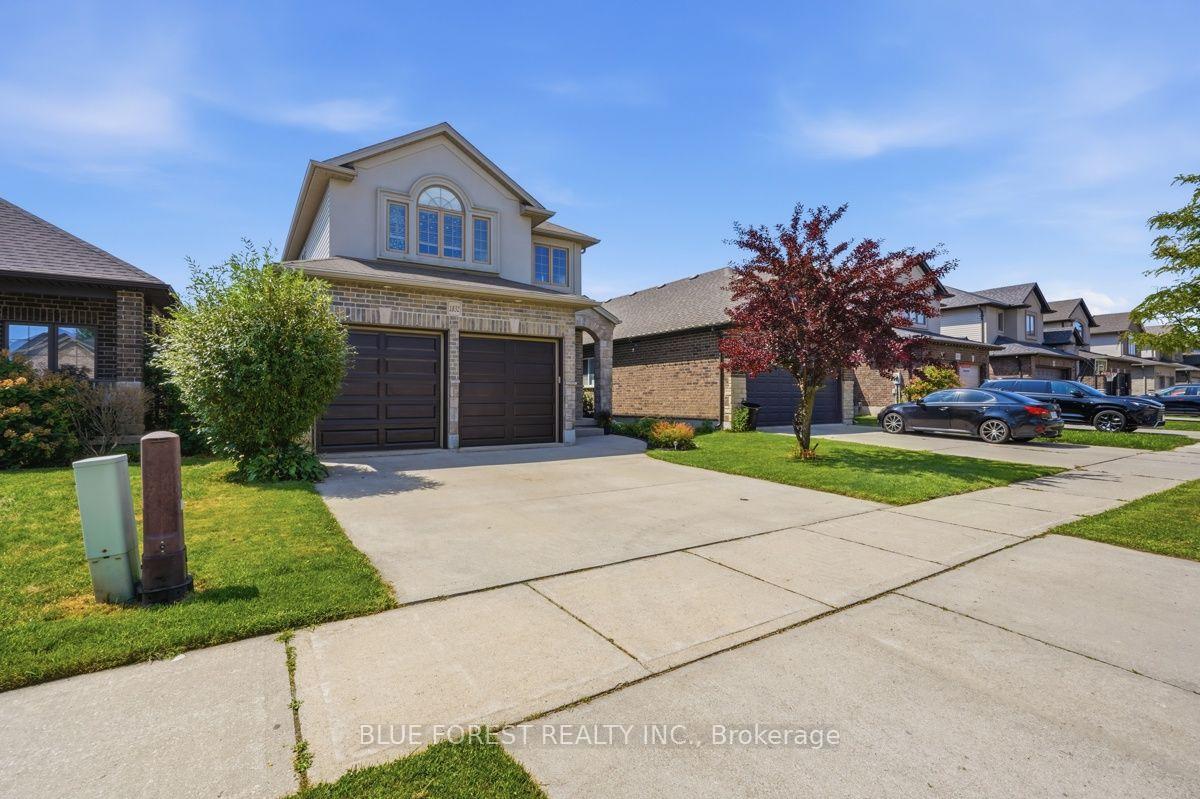 Photo 2 of 1832 Cherrywood Trail, London, North M — HOMEH