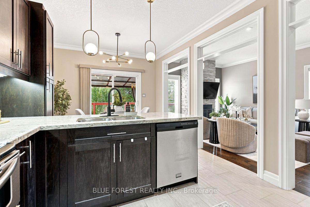 Photo 15 of 1832 Cherrywood Trail, London, North M — HOMEH