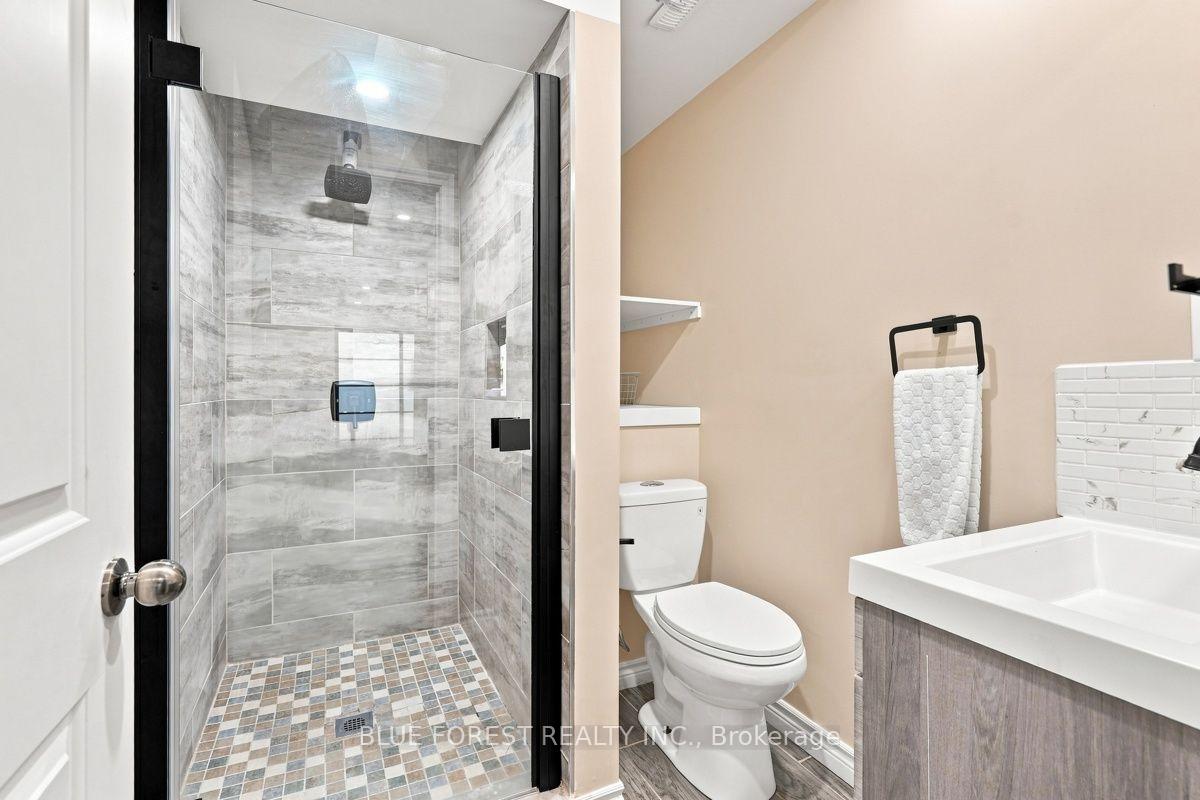 Photo 38 of 1832 Cherrywood Trail, London, North M — HOMEH