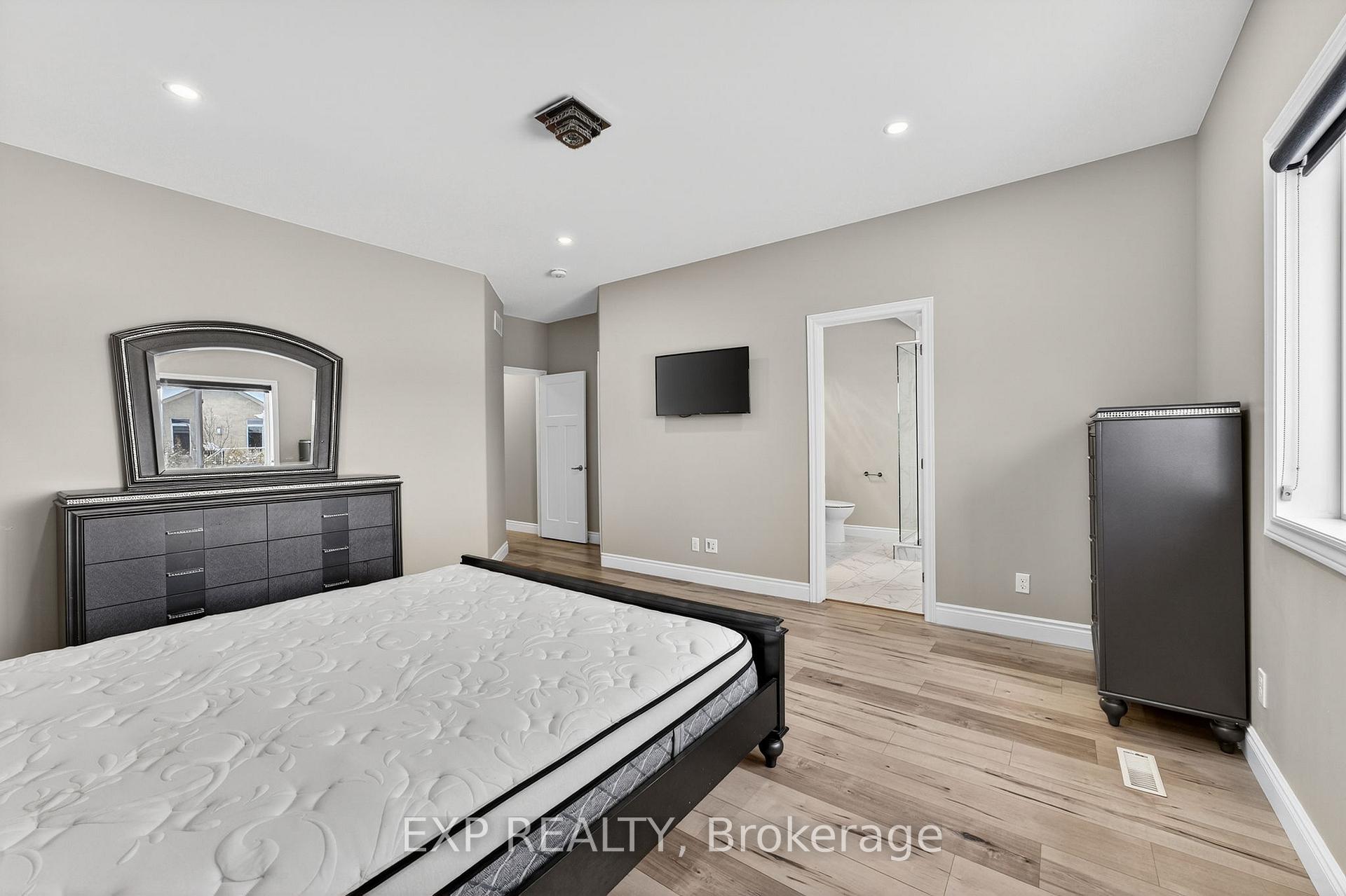 Photo 14 of 85 Covington Crescent, Belleville, Thurlow Ward — HOMEH