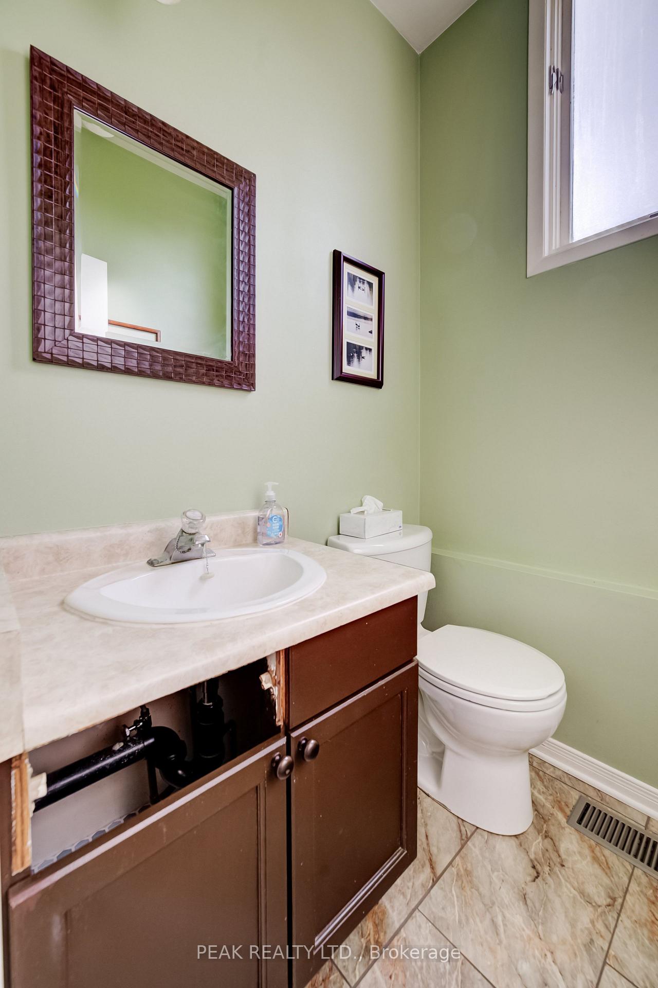 Photo 12 of 102 Bloomingdale Road N, Kitchener, Bridgeport — HOMEH