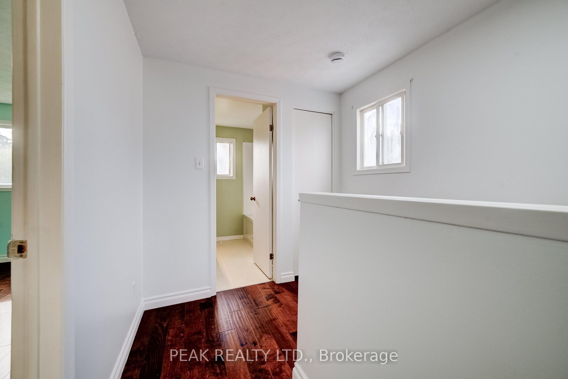 Photo 11 of 102 Bloomingdale Road N, Kitchener, Bridgeport — HOMEH