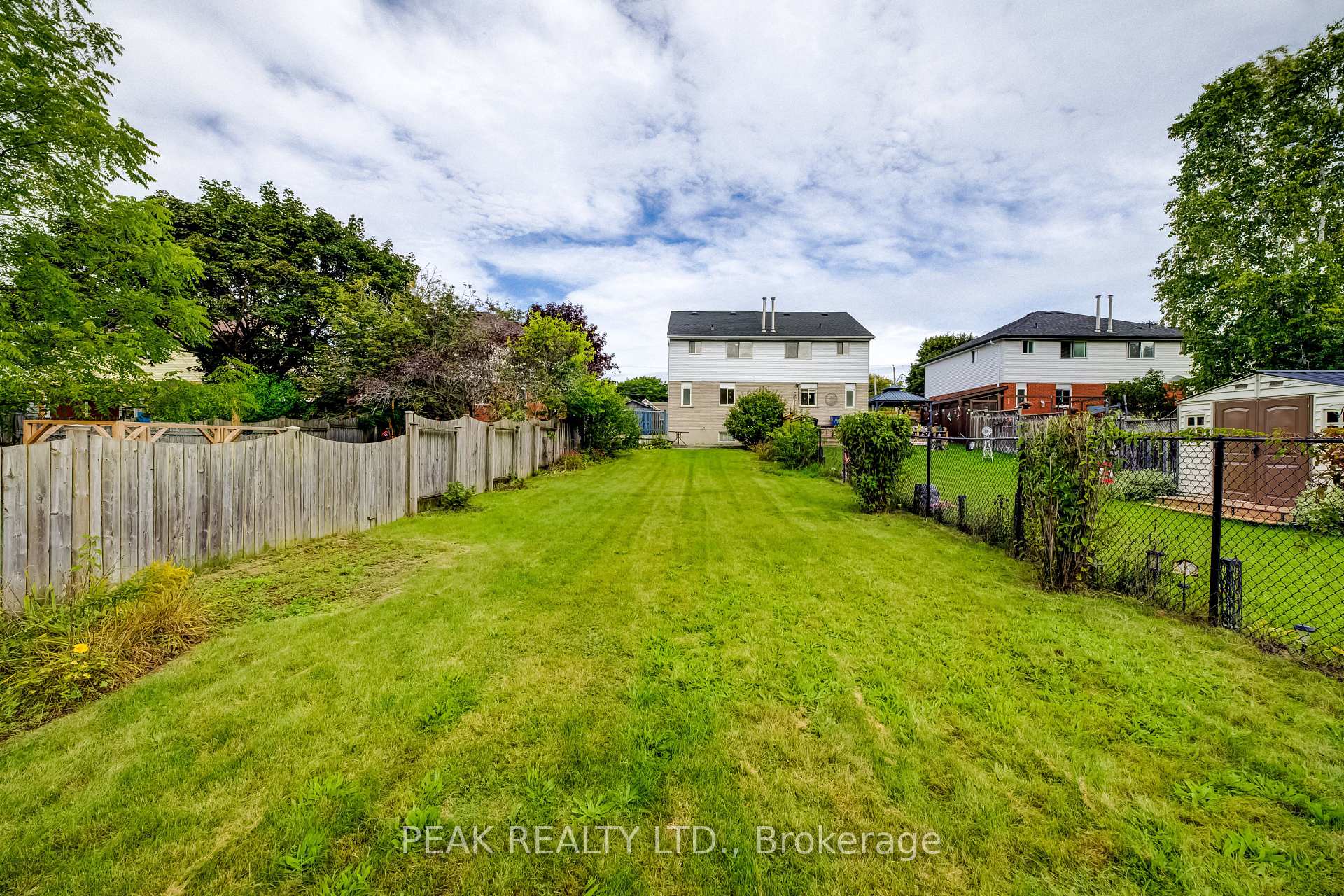 Photo 30 of 102 Bloomingdale Road N, Kitchener, Bridgeport — HOMEH