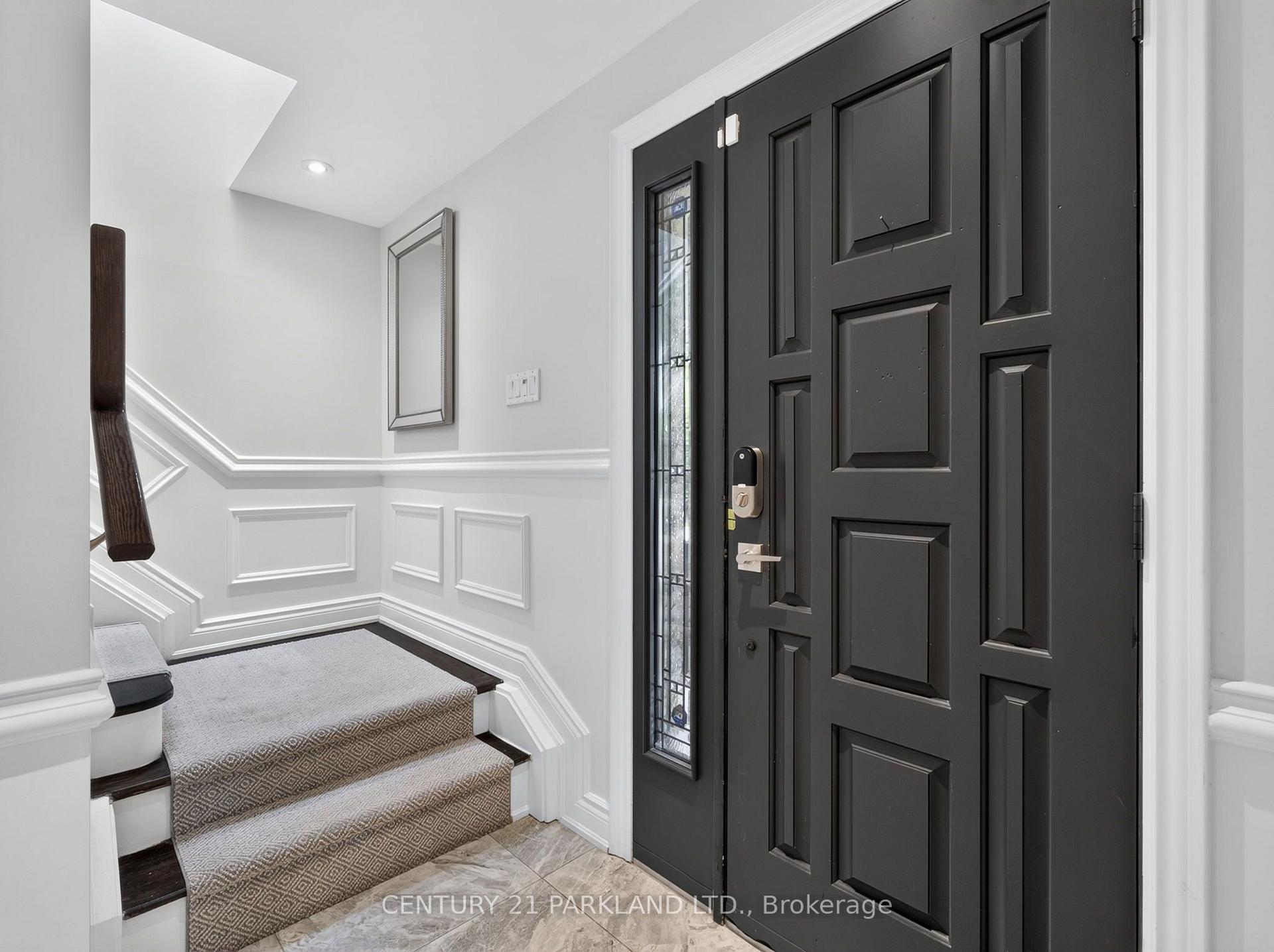 Photo 17 of 1302 Hillview Crescent, Oakville, Falgarwood — HOMEH