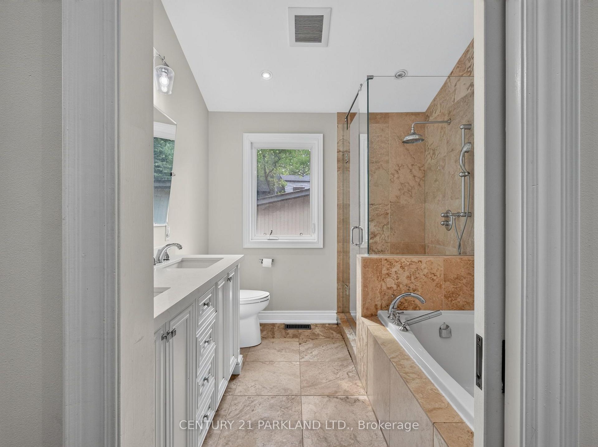 Photo 21 of 1302 Hillview Crescent, Oakville, Falgarwood — HOMEH