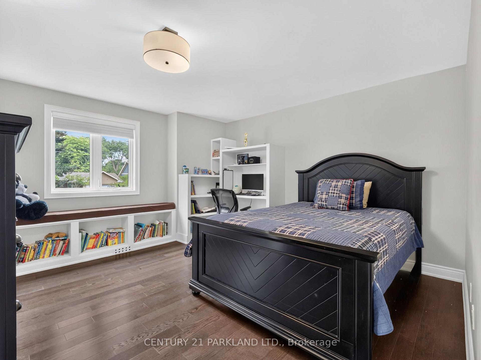 Photo 30 of 1302 Hillview Crescent, Oakville, Falgarwood — HOMEH