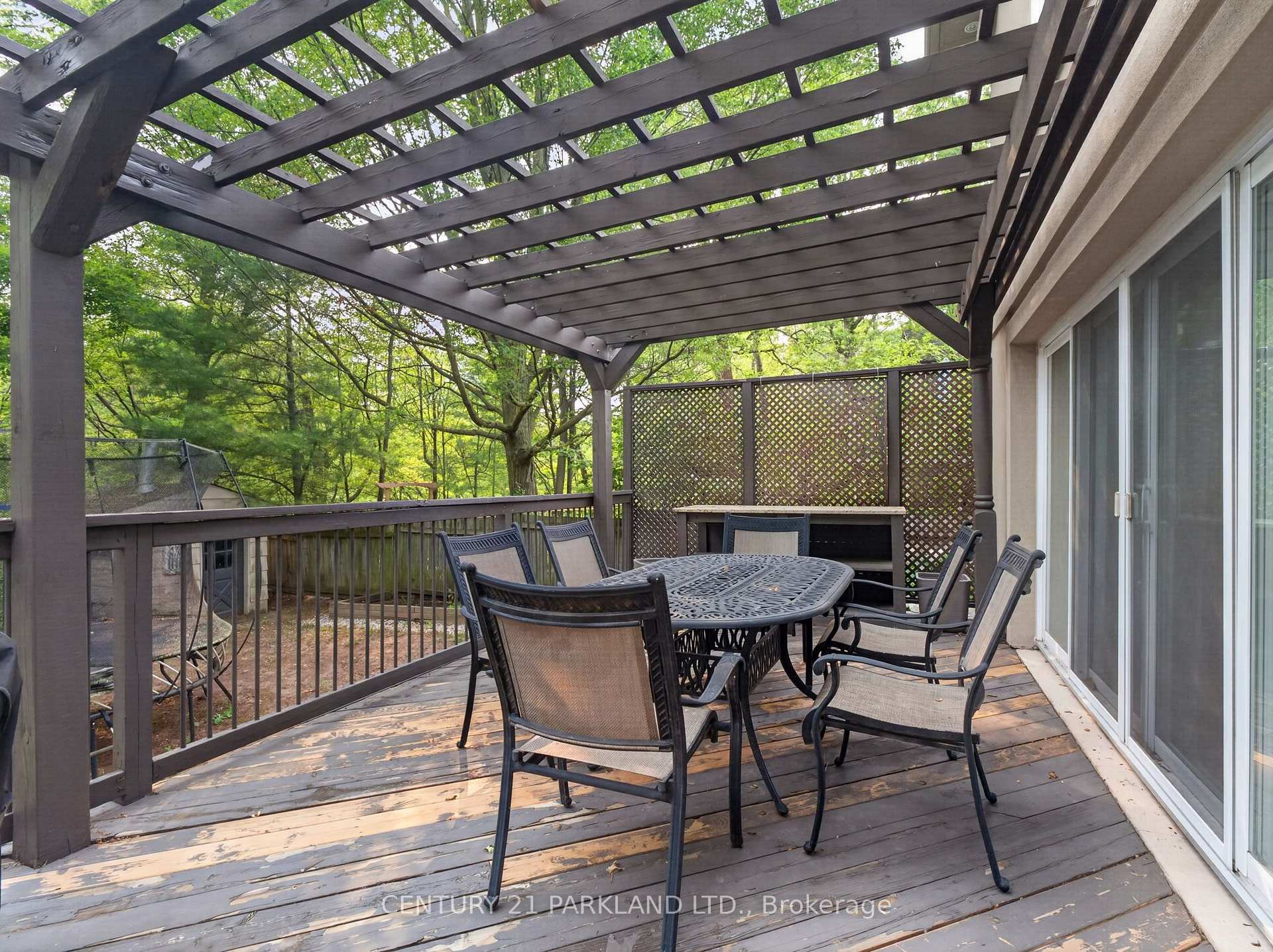 Photo 41 of 1302 Hillview Crescent, Oakville, Falgarwood — HOMEH