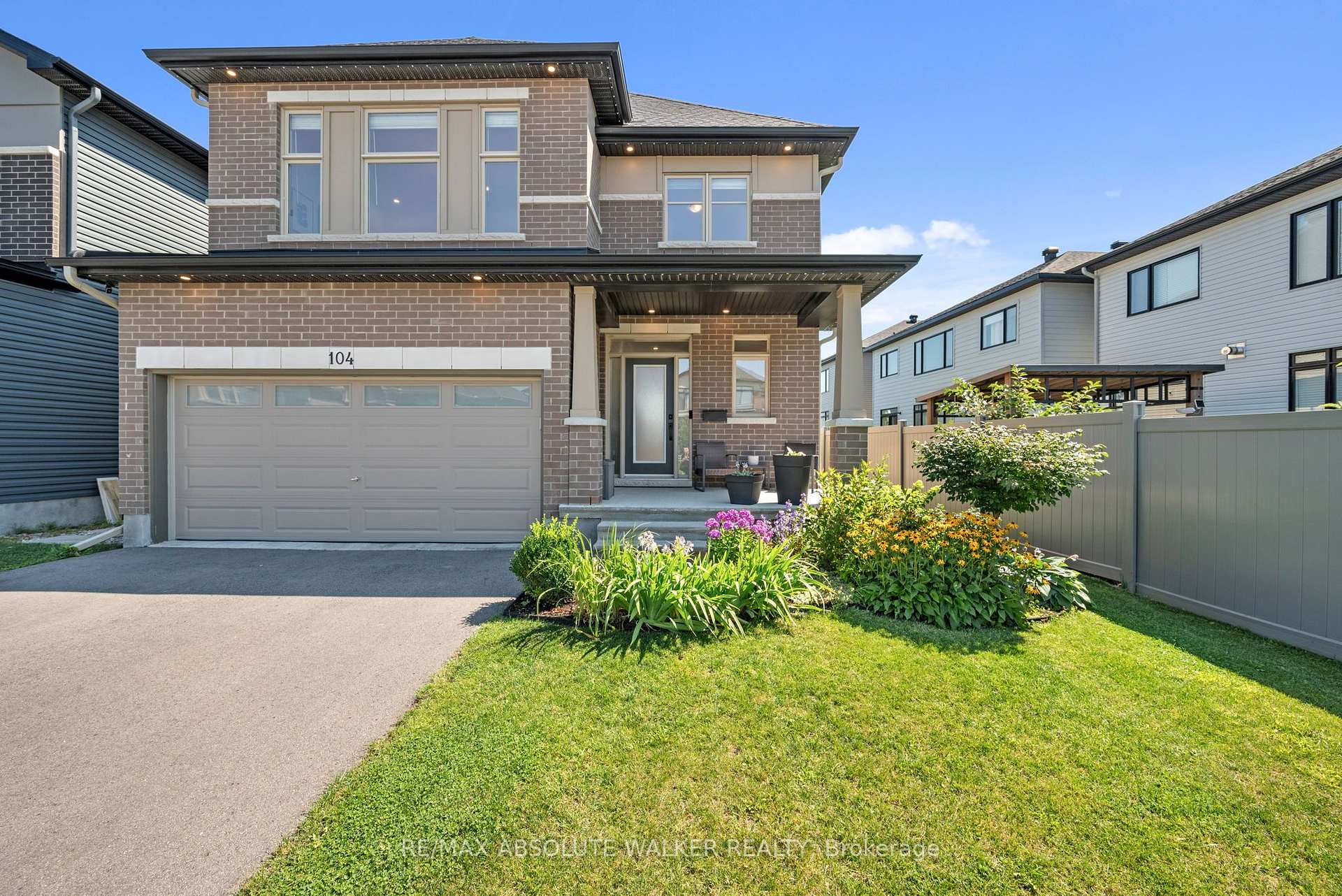 Photo 1 of 104 Heirloom Street, Ottawa, Riverside South/Gloucester Glen — HOMEH