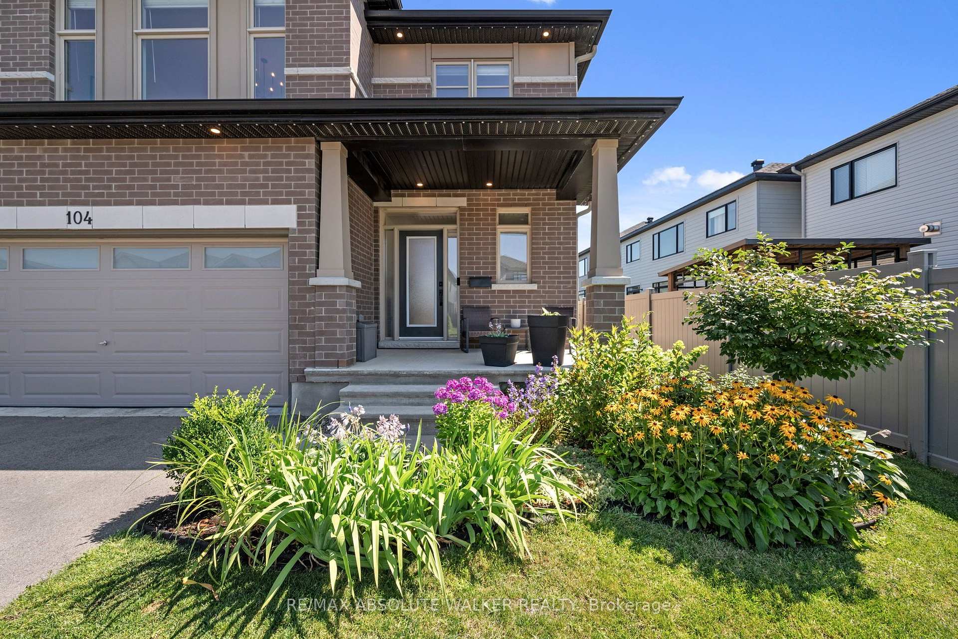 Photo 2 of 104 Heirloom Street, Ottawa, Riverside South/Gloucester Glen — HOMEH