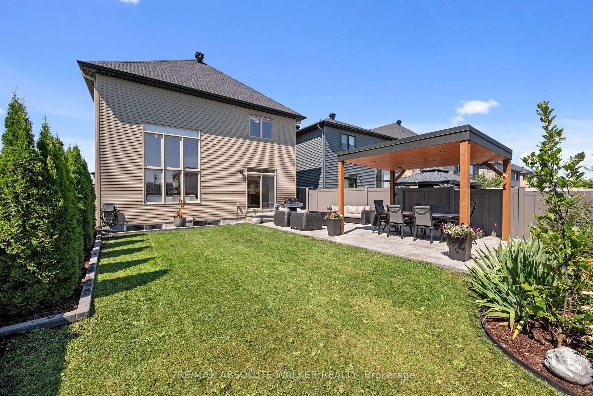 Photo 36 of 104 Heirloom Street, Ottawa, Riverside South/Gloucester Glen — HOMEH