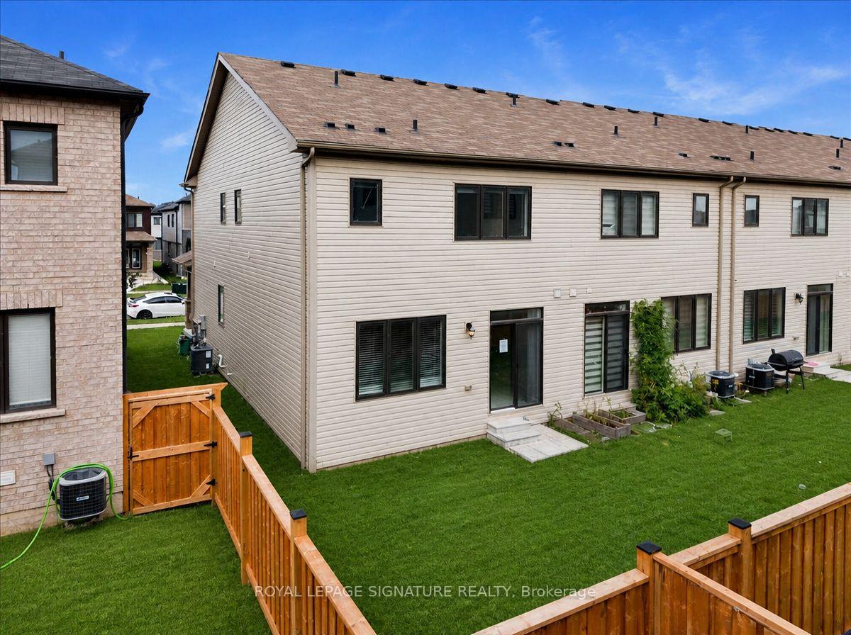 Photo 34 of 11 Amos Avenue, Brantford, Empire — HOMEH