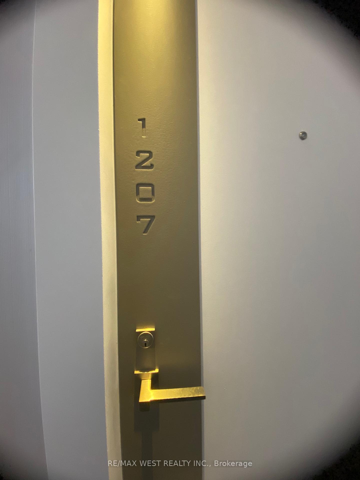 Photo 3 of Unit #1207, 8 The Esplanade Way, Toronto, Waterfront Communities — HOMEH